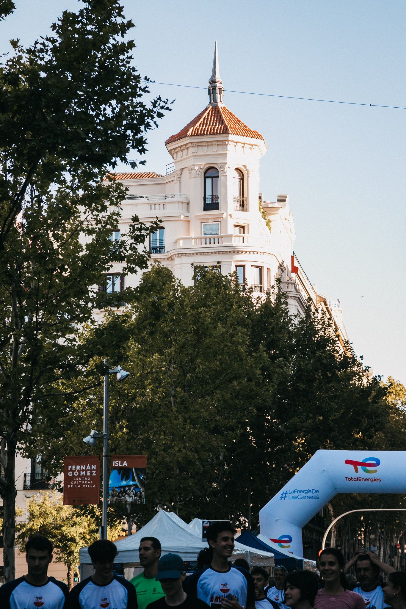 Las mejores fotos de las carreras populares en la TotalEnergies Milla Internacional de Madrid 2023. (50)