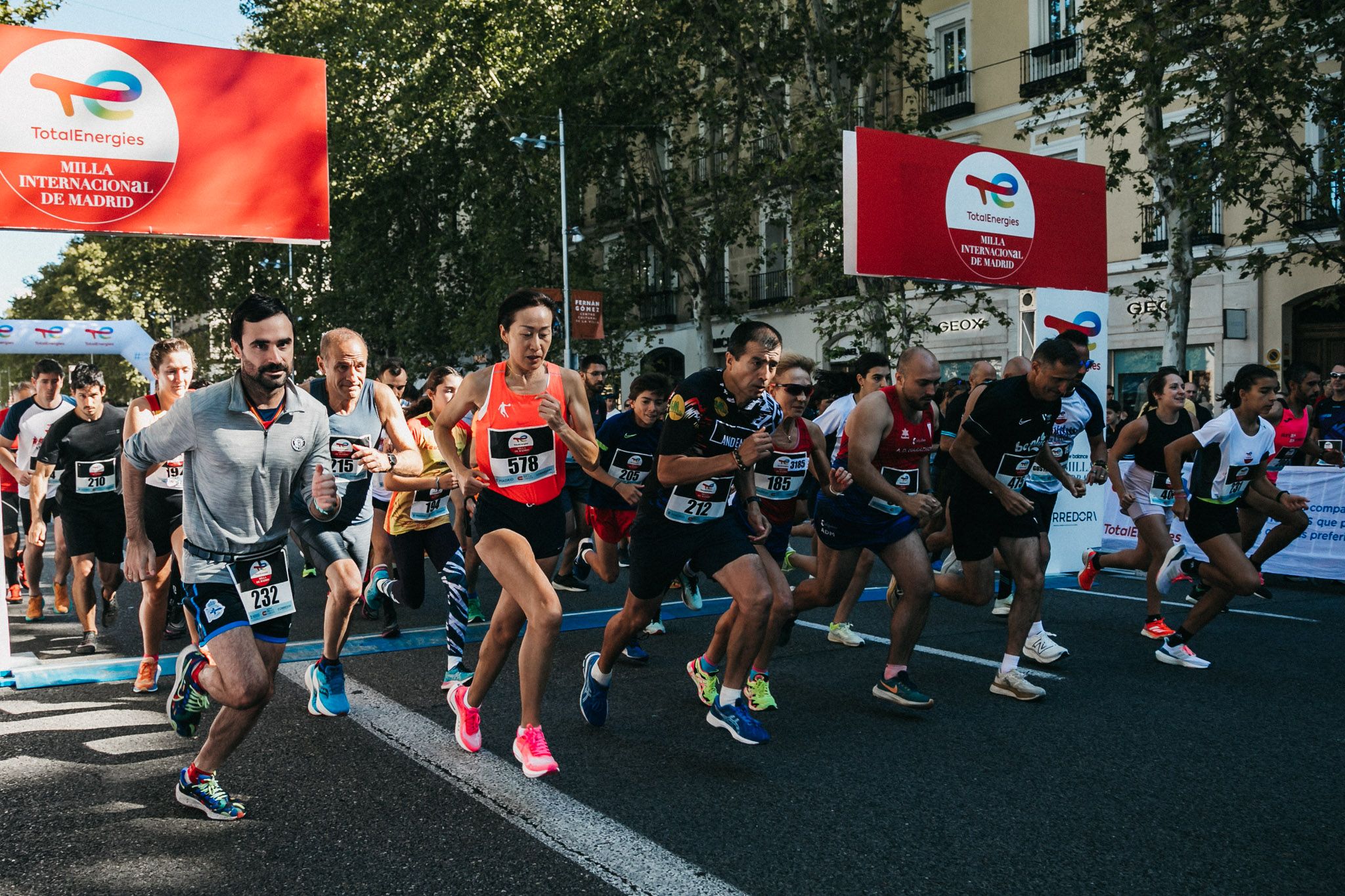 Las mejores fotos de las carreras populares en la TotalEnergies Milla de Madrid 2023. (38)