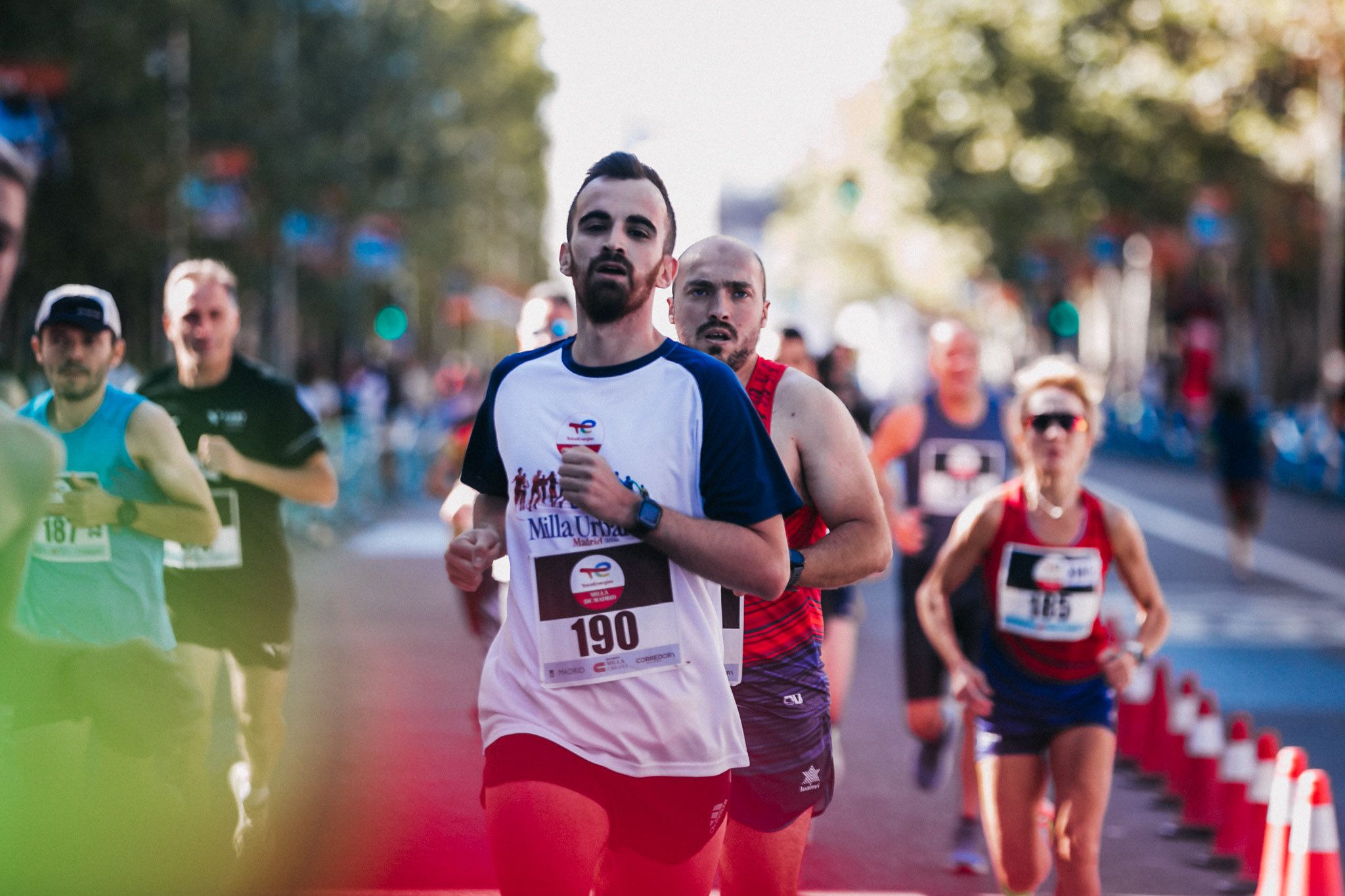 Las mejores fotos de las carreras populares en la TotalEnergies Milla de Madrid 2023. (48)
