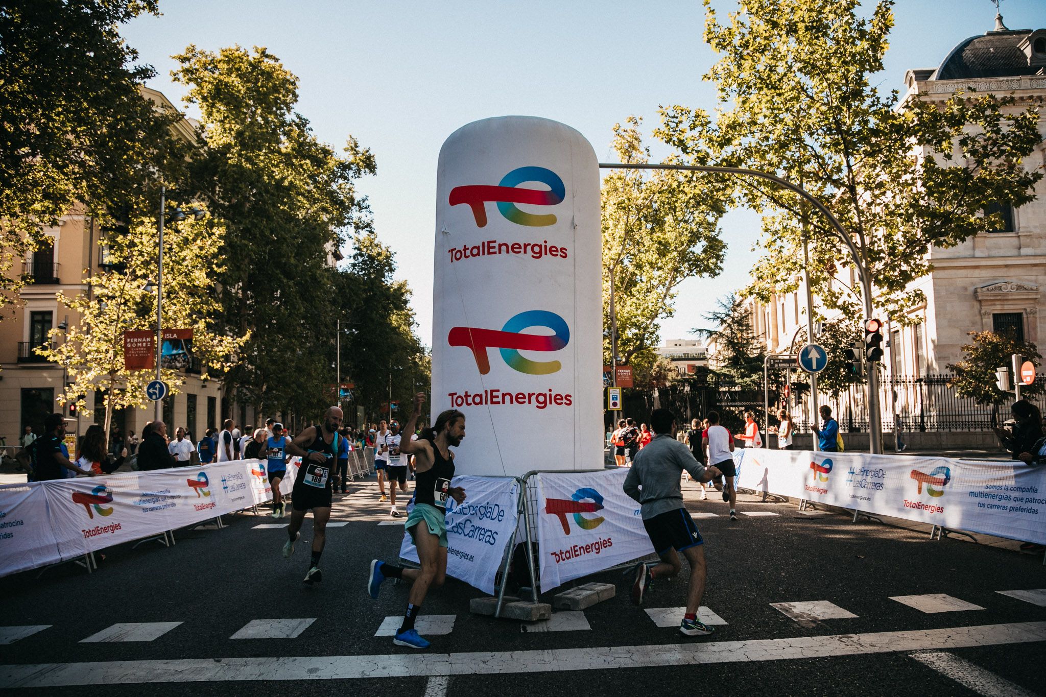 Las mejores fotos de las carreras populares en la TotalEnergies Milla de Madrid 2023. (58)