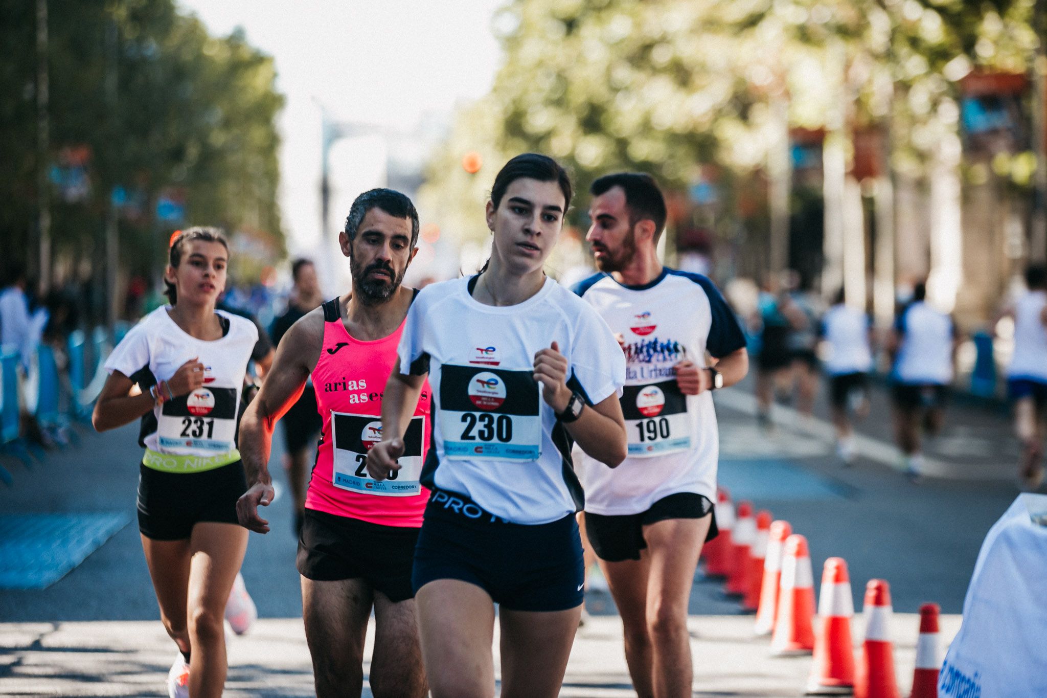 Las mejores fotos de las carreras populares en la TotalEnergies Milla de Madrid 2023. (62)