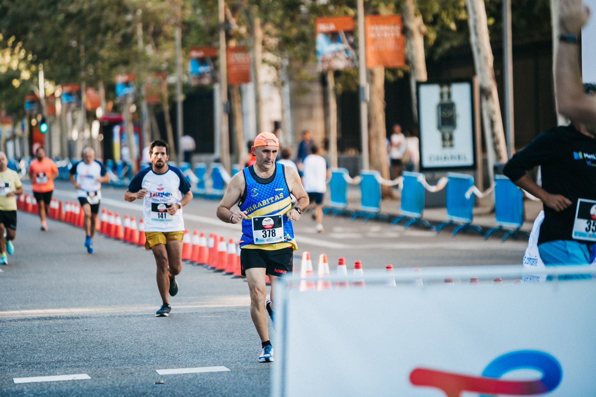 Las mejores fotos de las carreras populares en la TotalEnergies Milla Internacional de Madrid 2023. (88)