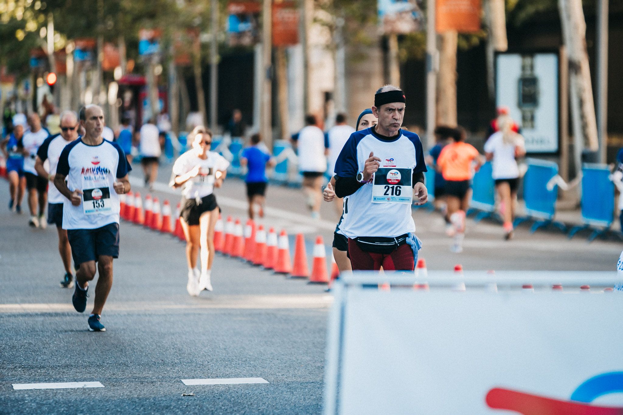 Las mejores fotos de las carreras populares en la TotalEnergies Milla Internacional de Madrid 2023. (91)