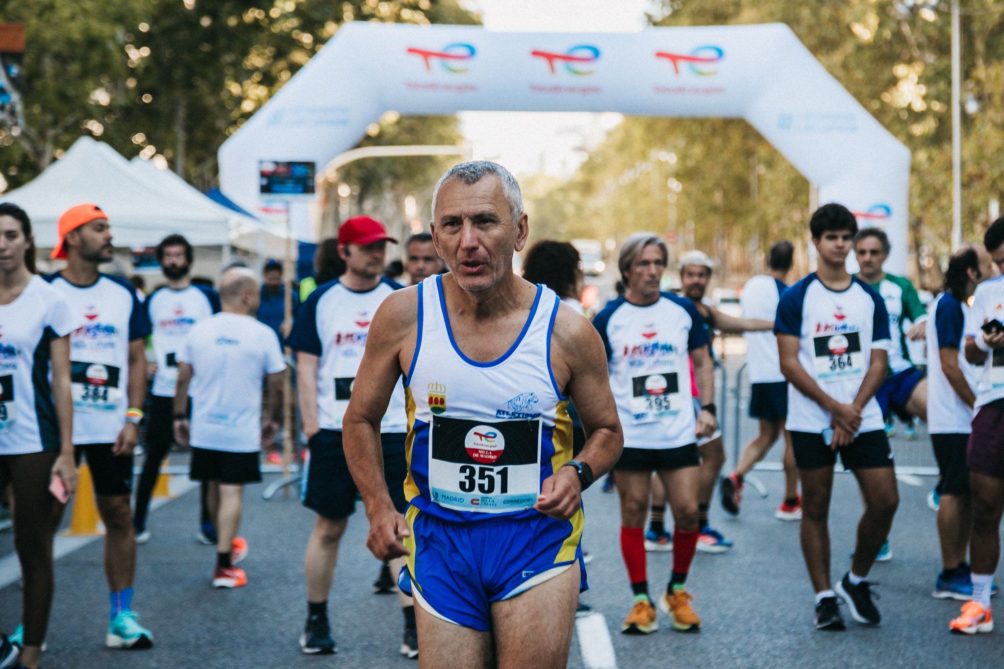 Las mejores fotos de las carreras populares en la TotalEnergies Milla Internacional de Madrid 2023. (93)