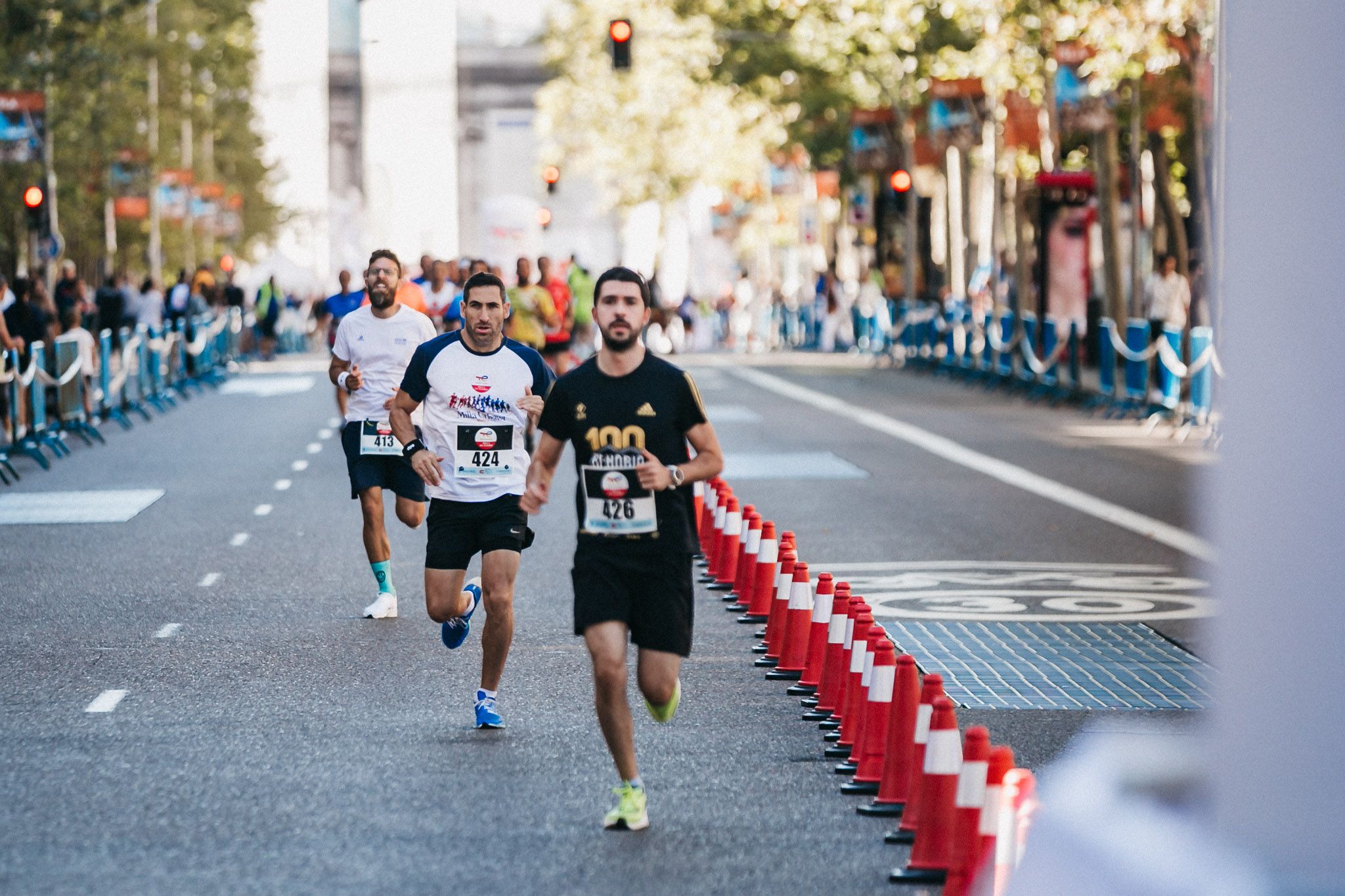Las mejores fotos de las carreras populares en la TotalEnergies Milla de Madrid 2023. (95)