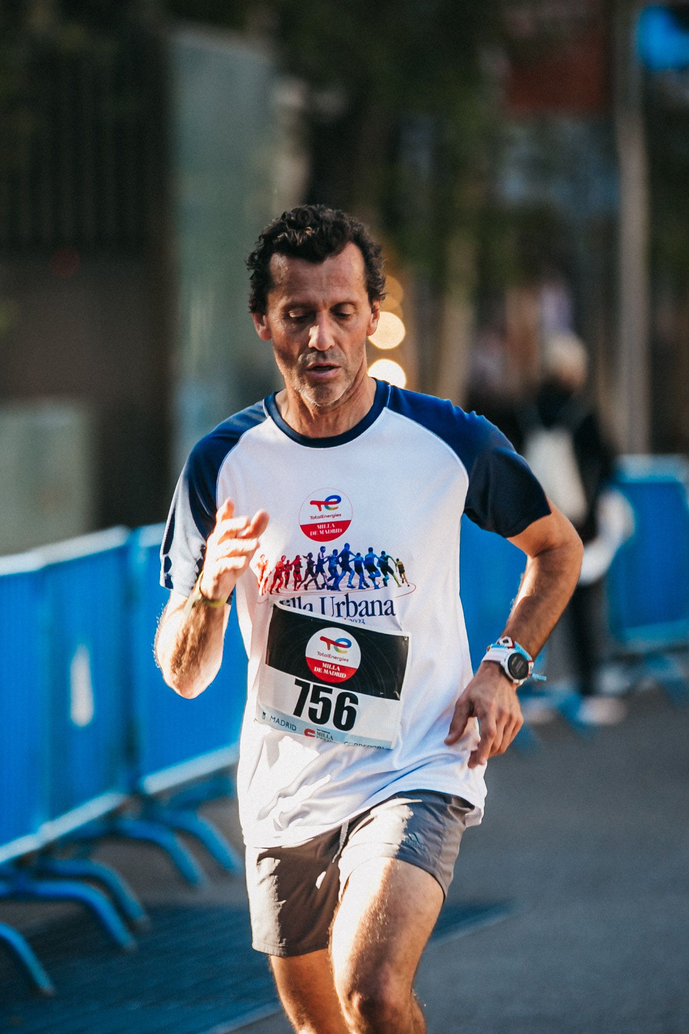 Las mejores fotos de las carreras populares en la TotalEnergies Milla Internacional de Madrid 2023. (128)