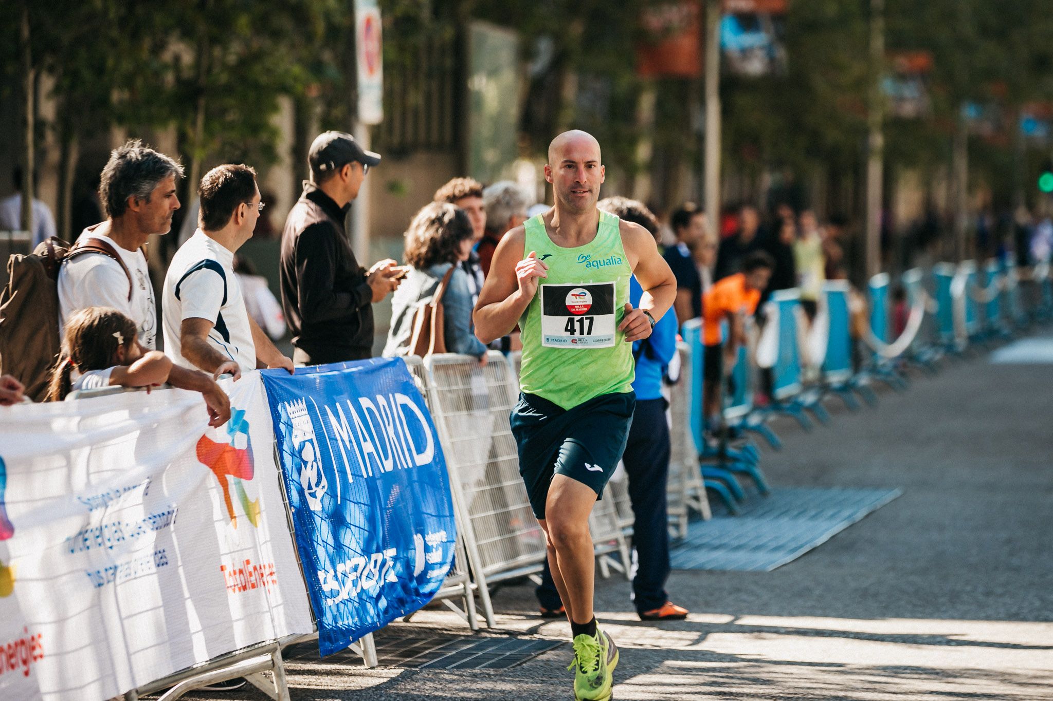 Las mejores fotos de las carreras populares en la TotalEnergies Milla de Madrid 2023. (105)