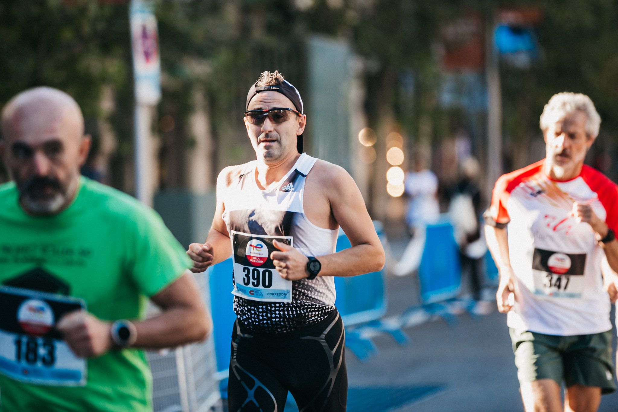 Las mejores fotos de las carreras populares en la TotalEnergies Milla Internacional de Madrid 2023. (132)