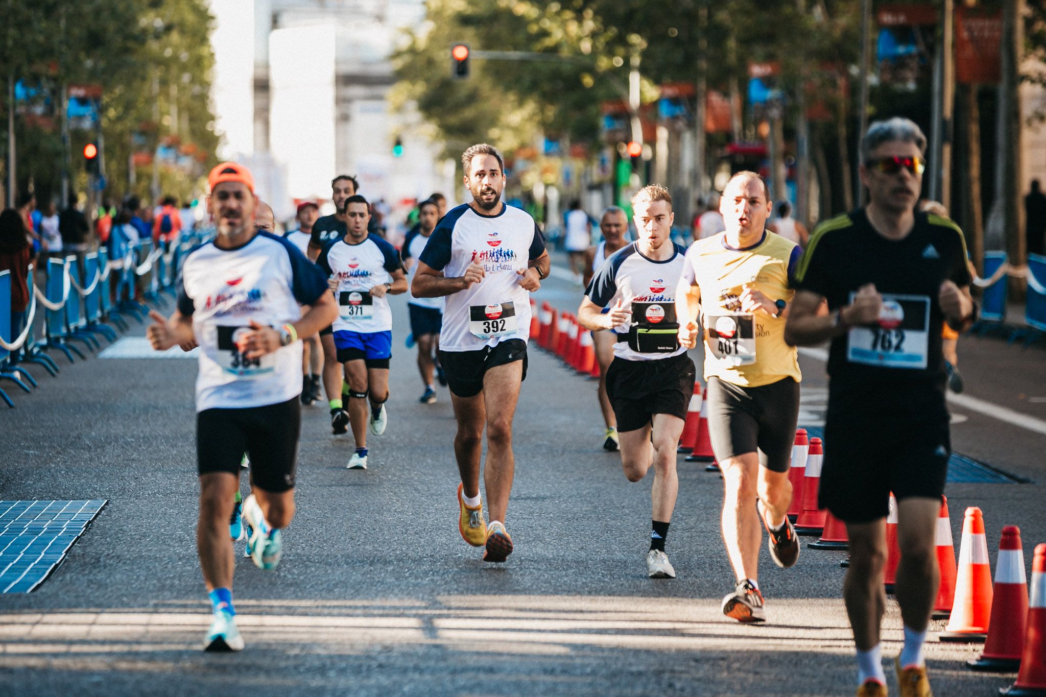 Las mejores fotos de las carreras populares en la TotalEnergies Milla Internacional de Madrid 2023. (136)