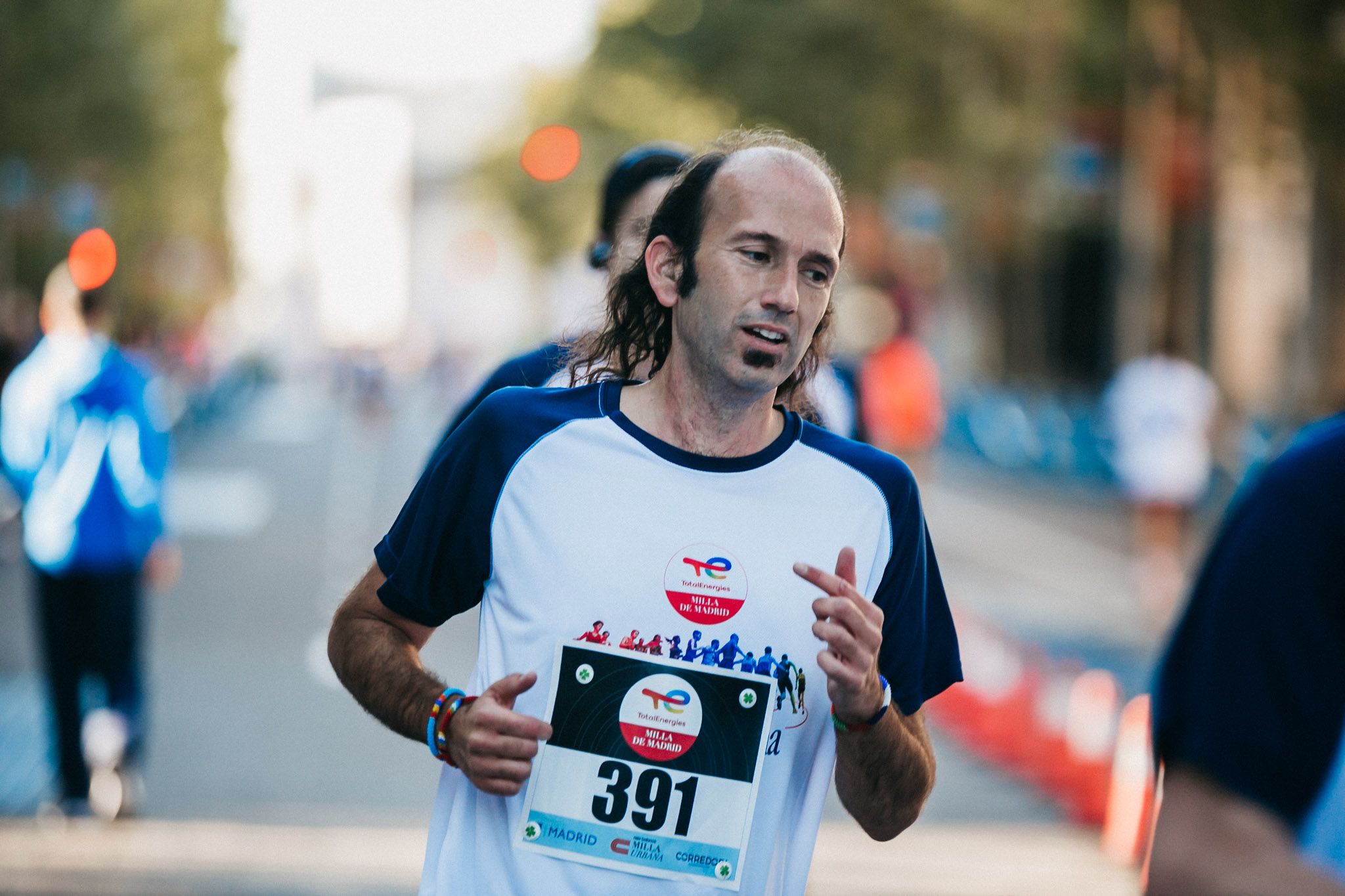 Las mejores fotos de las carreras populares en la TotalEnergies Milla Internacional de Madrid 2023. (138)