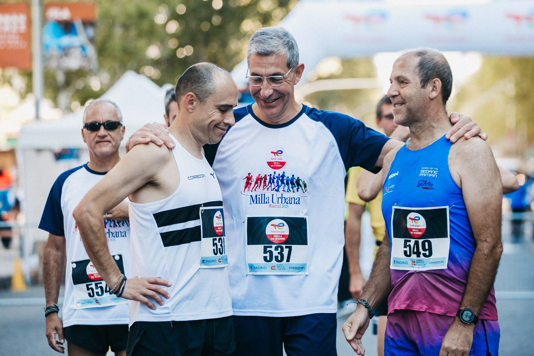 Las mejores fotos de las carreras populares en la TotalEnergies Milla Internacional de Madrid 2023. (155)