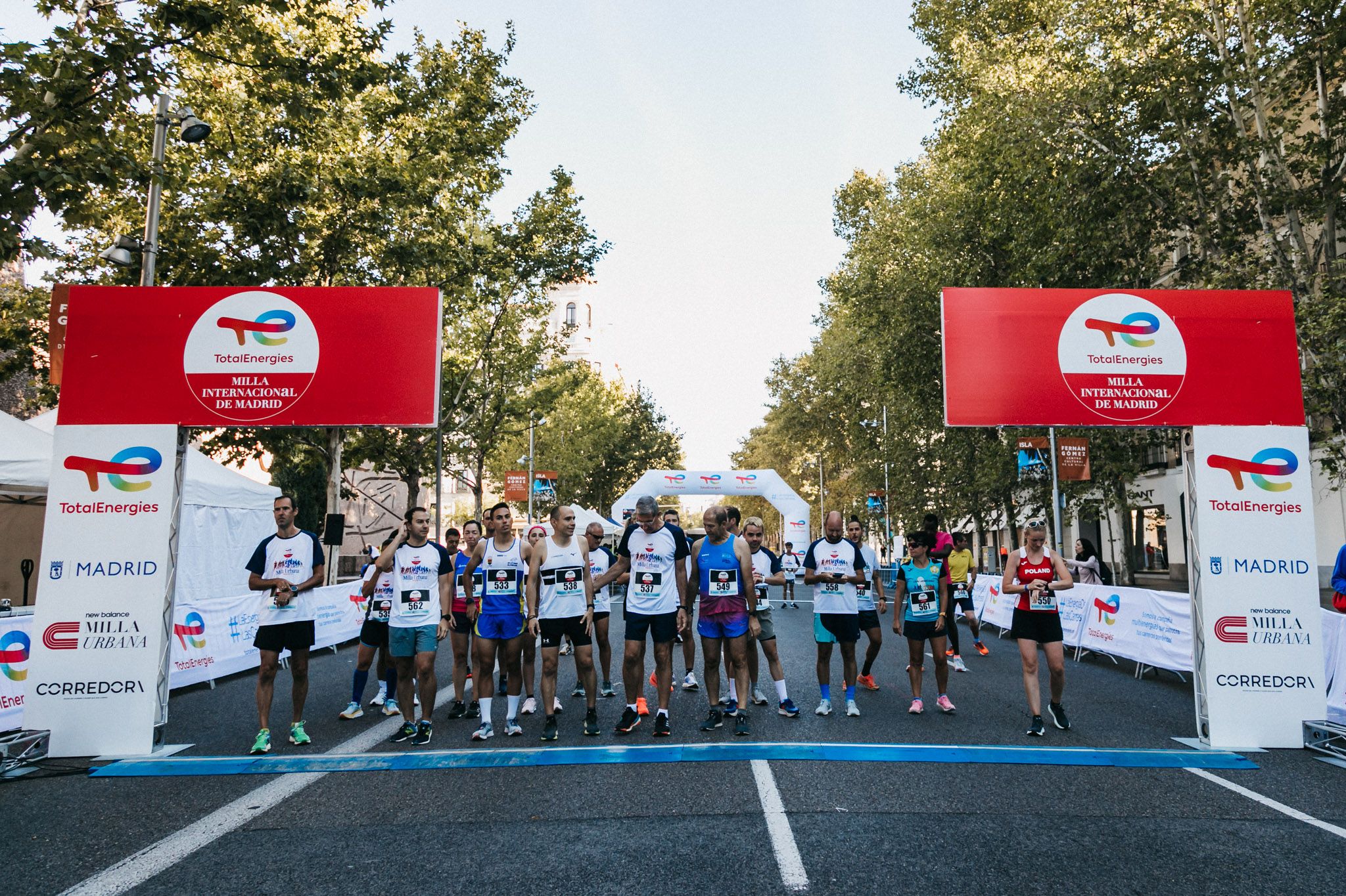 Las mejores fotos de las carreras populares en la TotalEnergies Milla Internacional de Madrid 2023. (161)