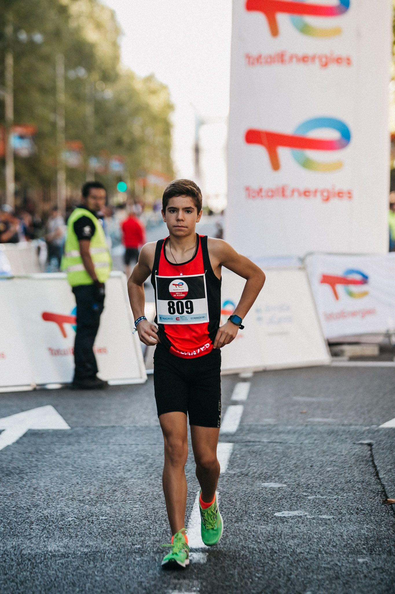 Las mejores fotos de las carreras populares en la TotalEnergies Milla de Madrid 2023. (151)