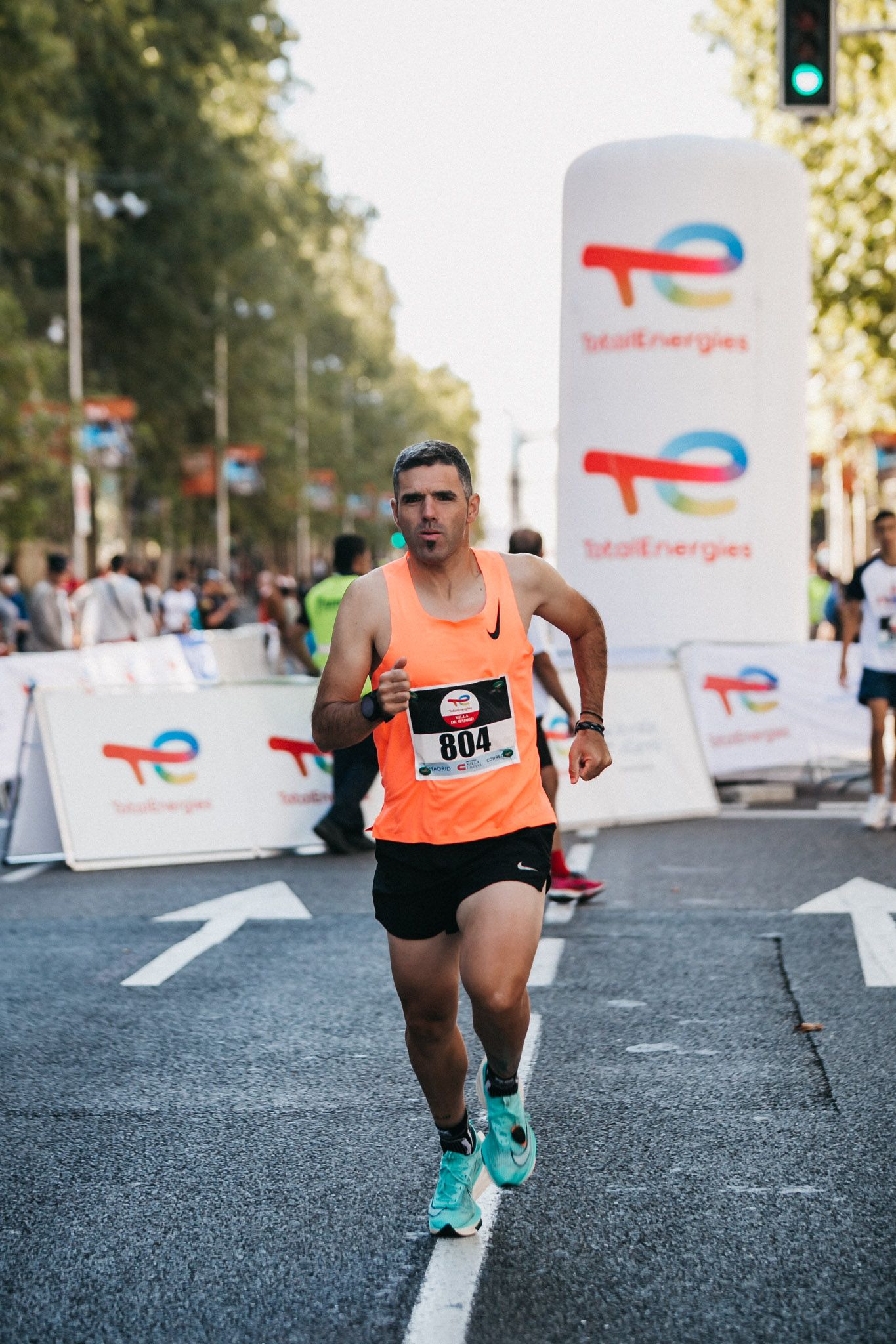 Las mejores fotos de las carreras populares en la TotalEnergies Milla de Madrid 2023. (152)