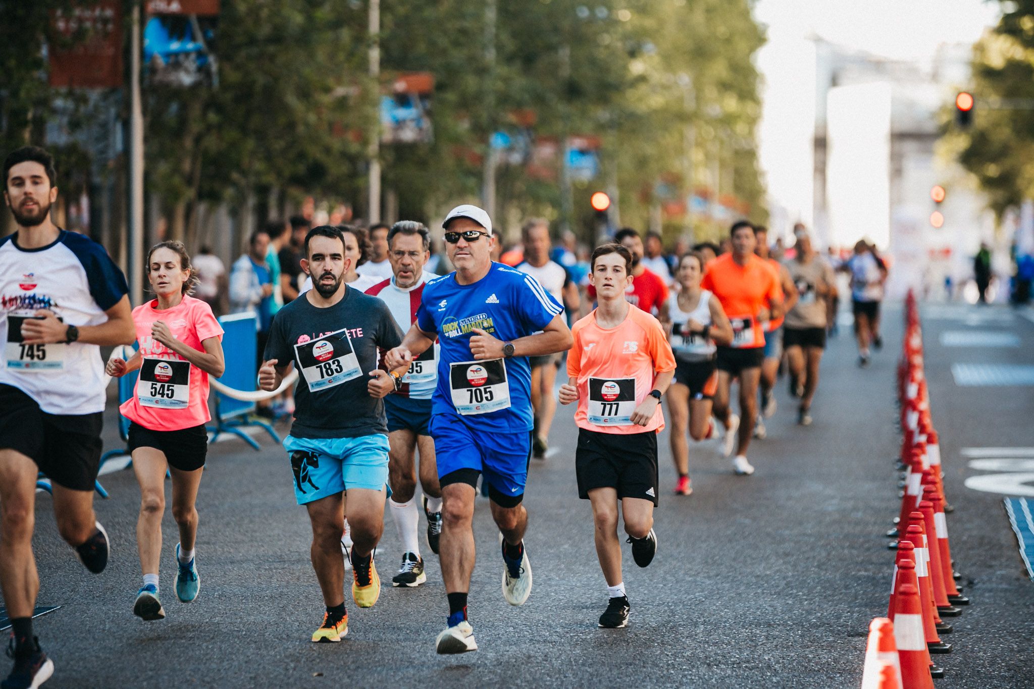 Las mejores fotos de las carreras populares en la TotalEnergies Milla Internacional de Madrid 2023. (218)
