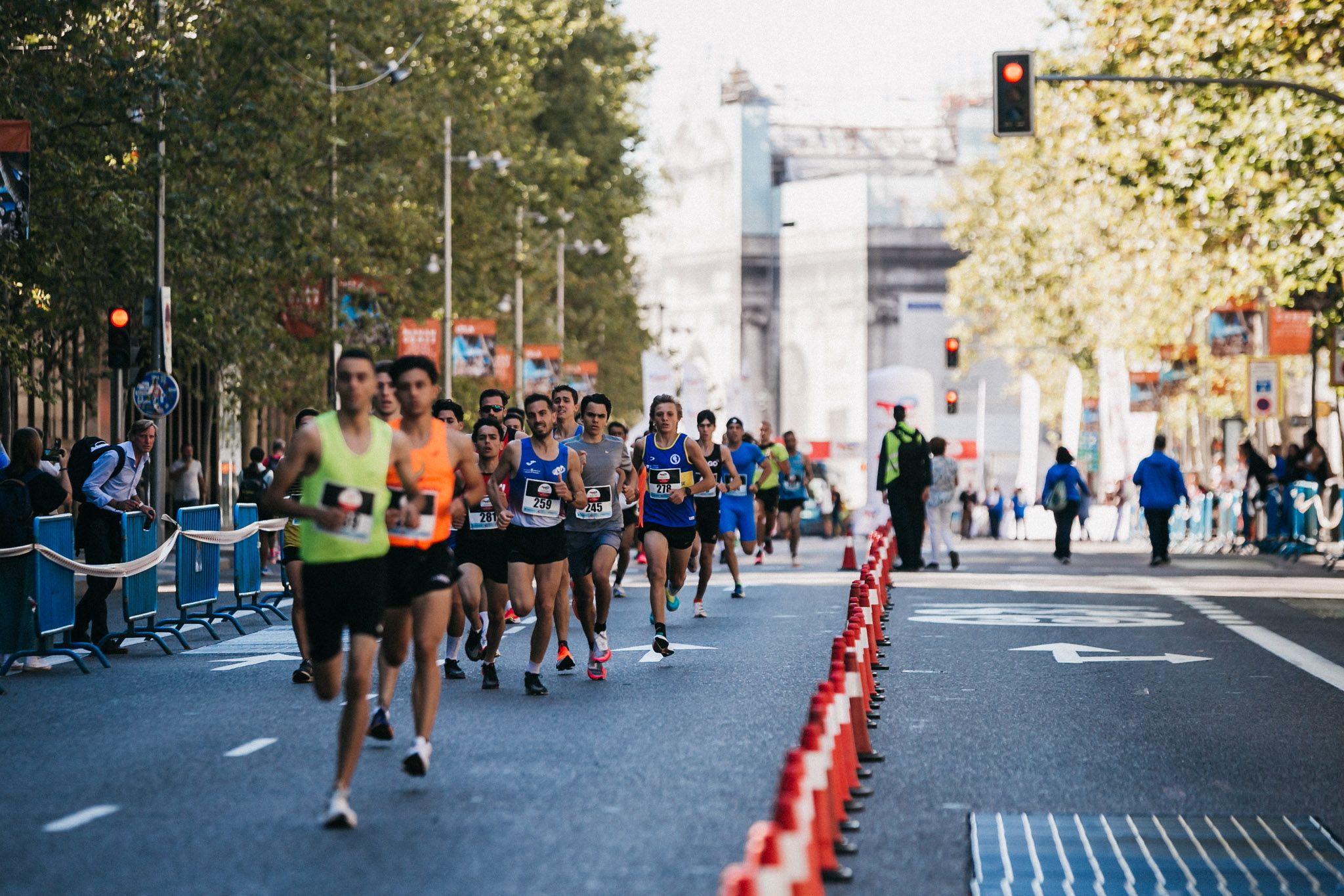 Las mejores fotos de las carreras populares en la TotalEnergies Milla de Madrid 2023. (199)
