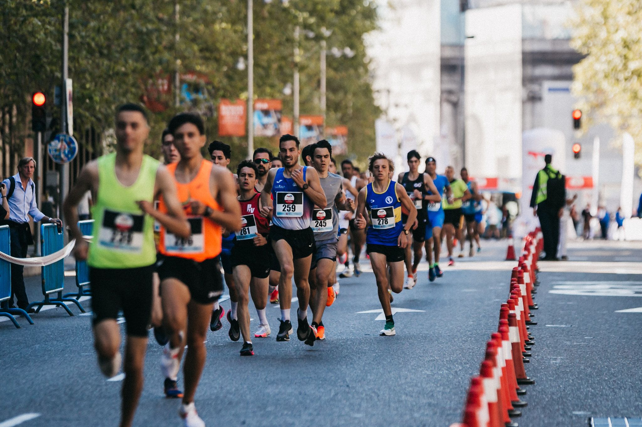Las mejores fotos de las carreras populares en la TotalEnergies Milla de Madrid 2023. (200)