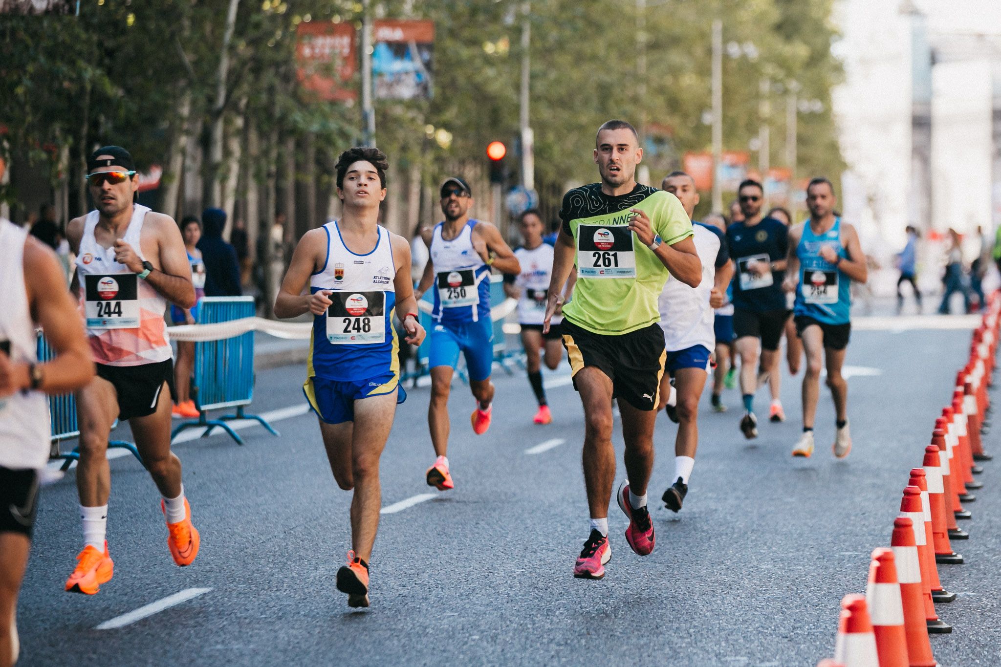 Las mejores fotos de las carreras populares en la TotalEnergies Milla de Madrid 2023. (205)