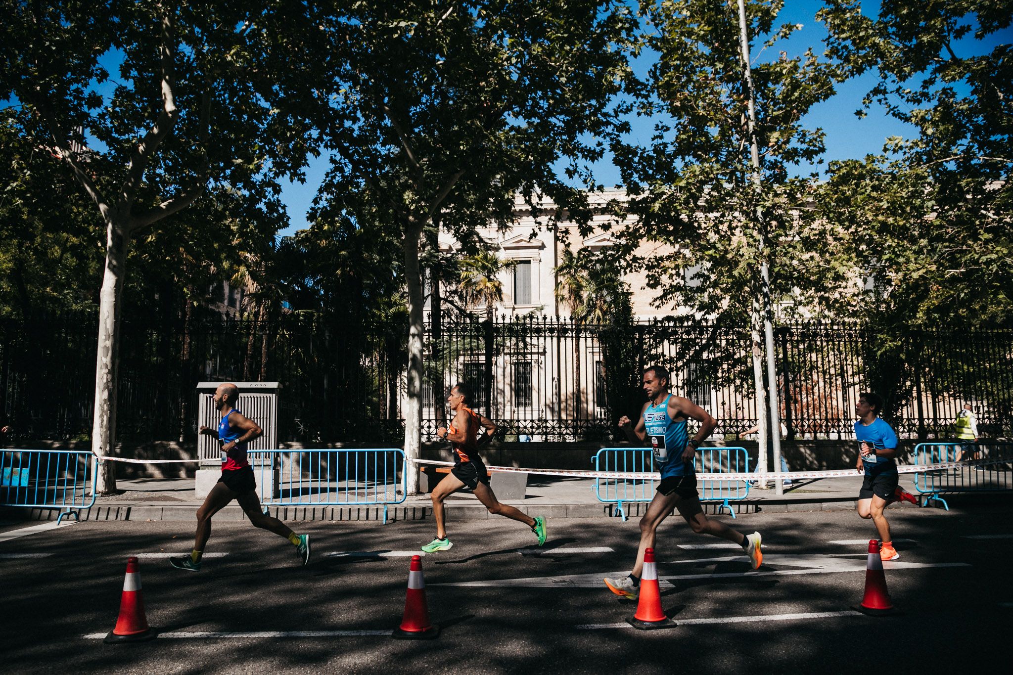 Las mejores fotos de las carreras populares en la TotalEnergies Milla de Madrid 2023. (207)