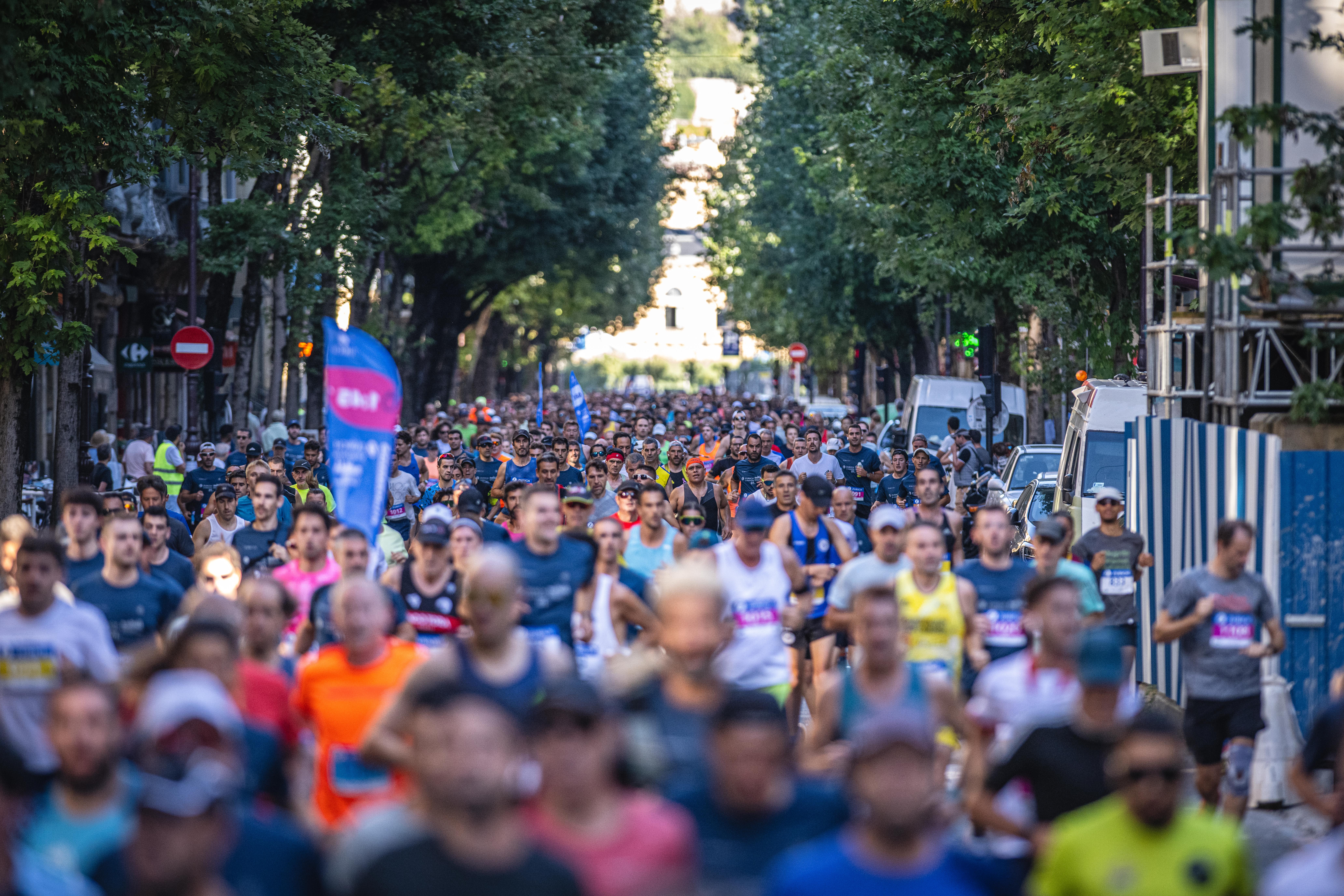 @fotorunners.es MEDIA MARATHON ZURICH DONOSTIA 2023239 @fotorunners.es MEDIA MARATHON ZURICH DONOSTIA 2023239