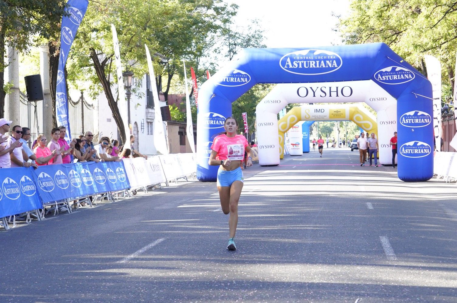 Todas las fotos de meta de la Carrera de la Mujer de Sevilla 2023.  9980