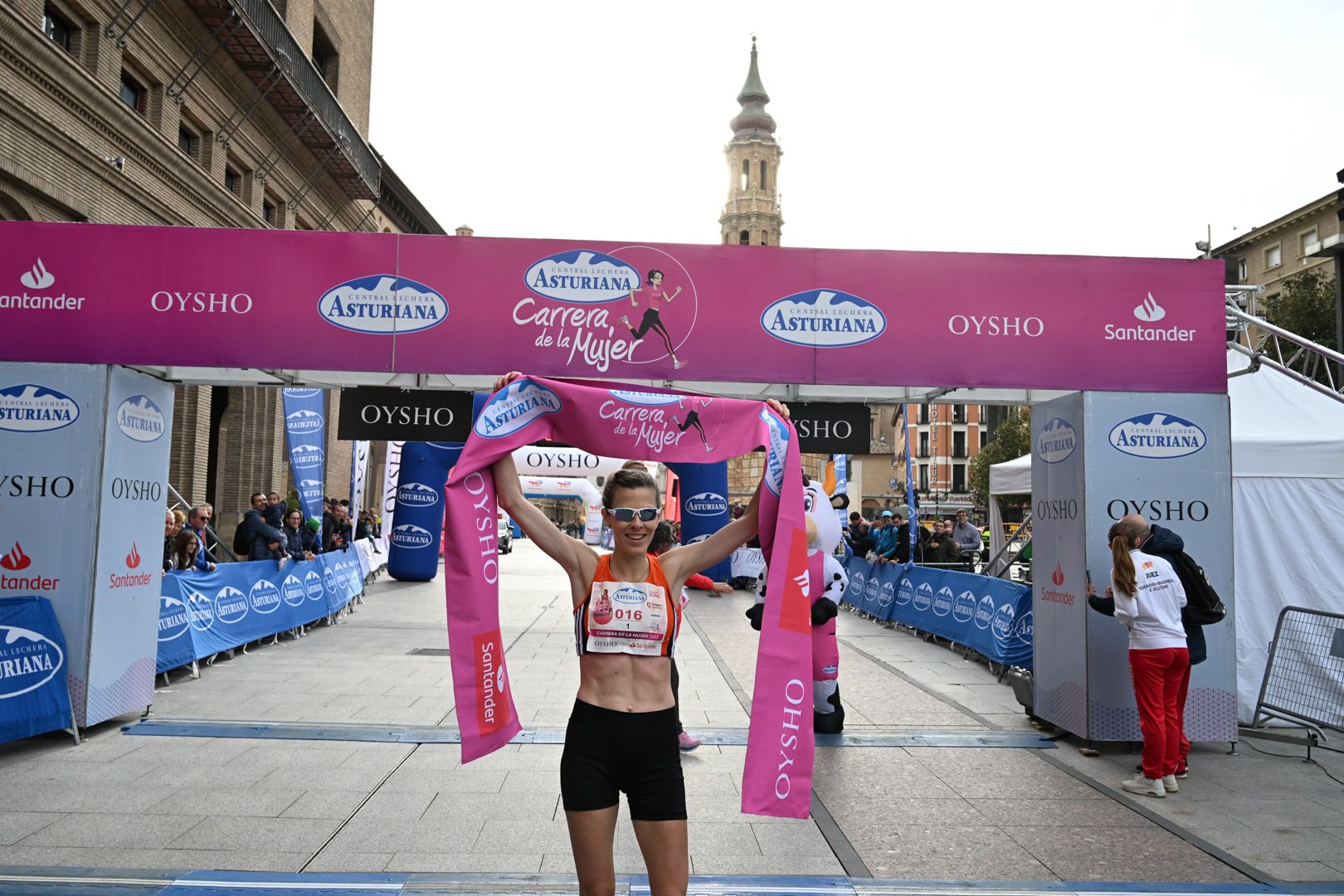 Todas las fotos de la Carrera de la Mujer de Zaragoza 2023. 4282