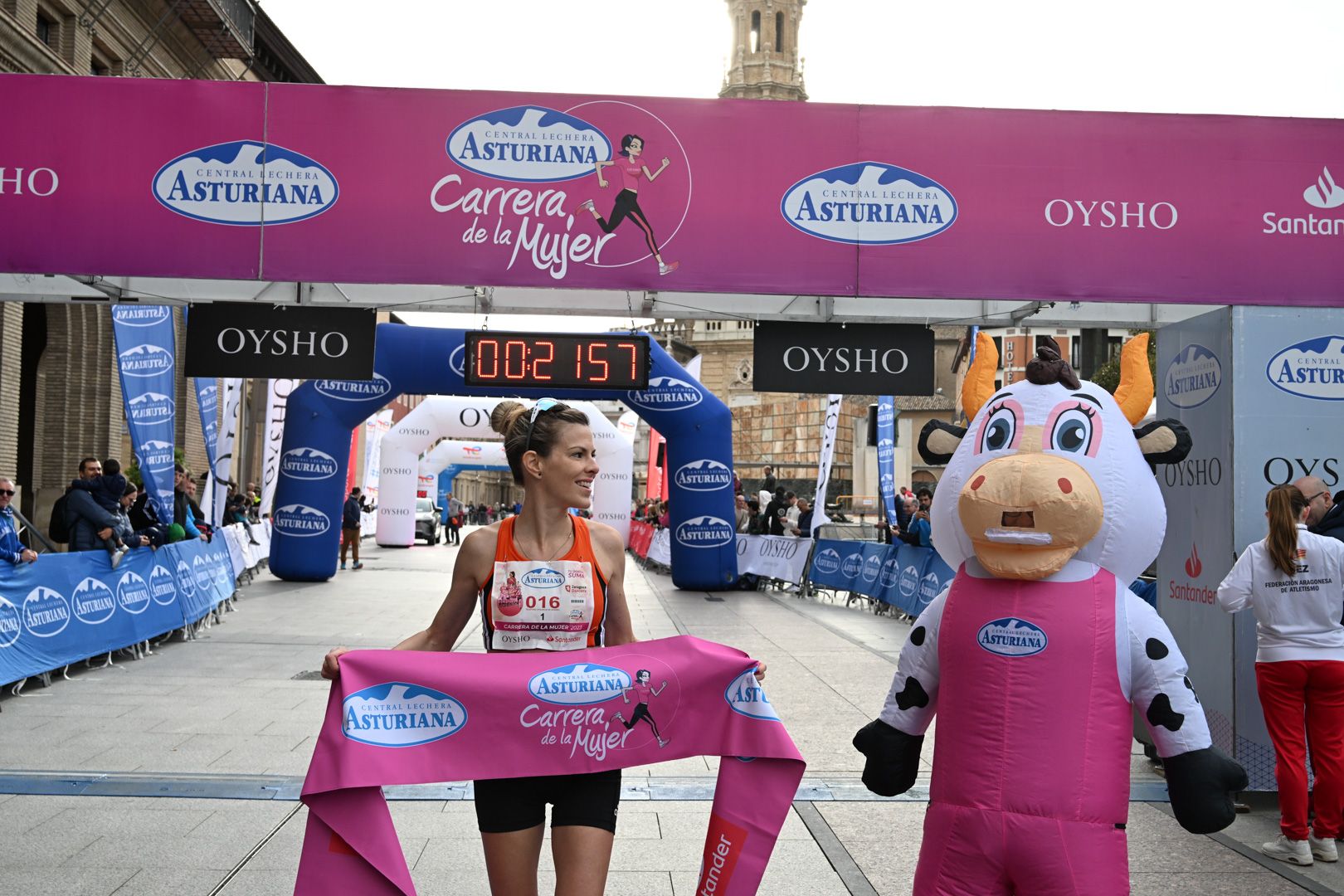 Todas las fotos de la Carrera de la Mujer de Zaragoza 2023. 4293