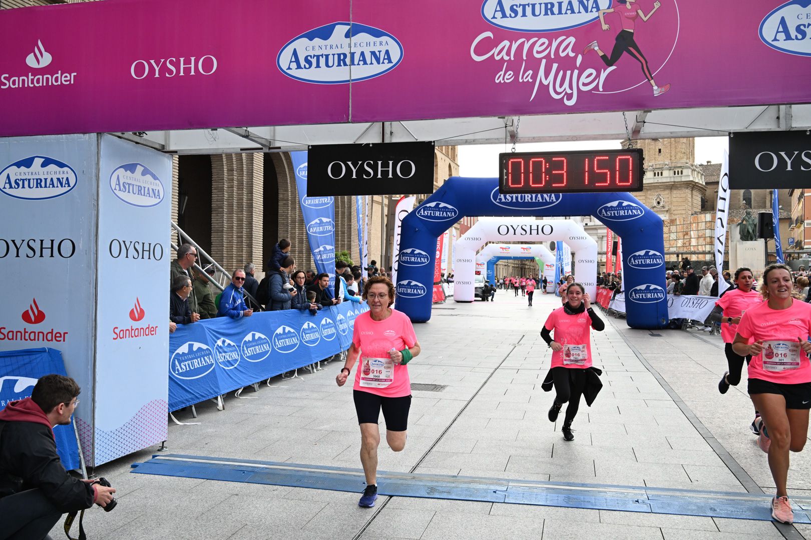 Todas las fotos de la Carrera de la Mujer de Zaragoza 2023. 4509
