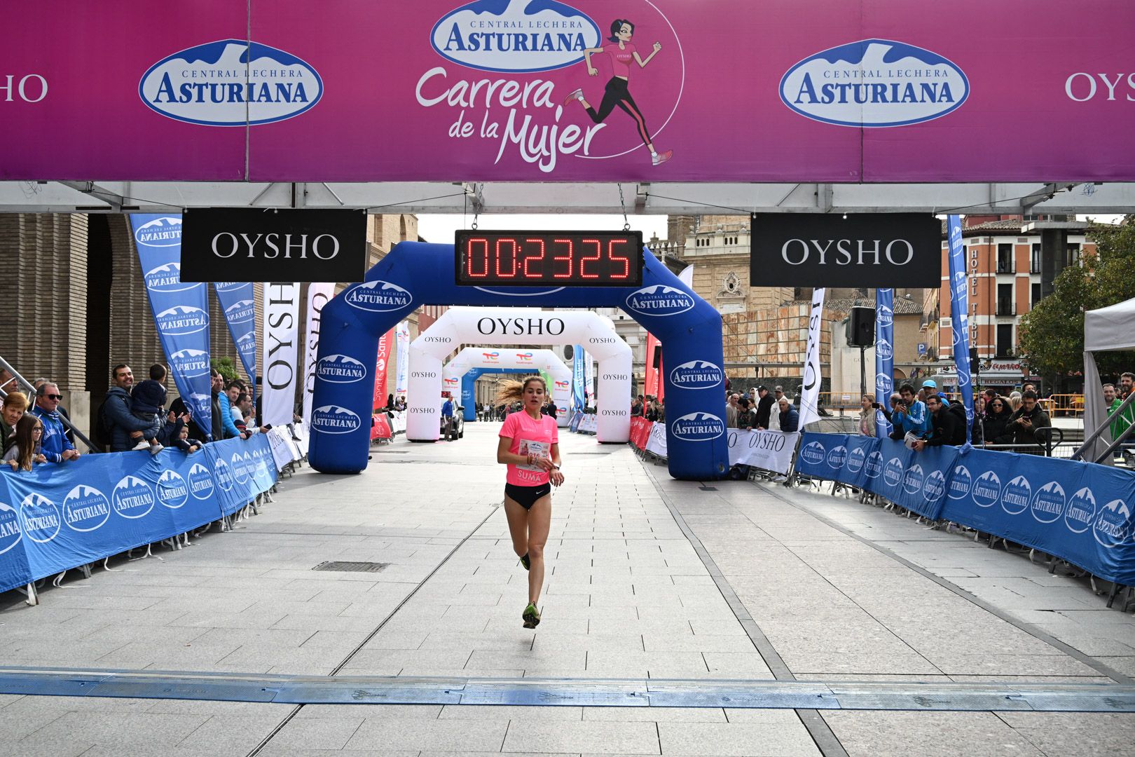 Todas las fotos de la Carrera de la Mujer de Zaragoza 2023. 4309