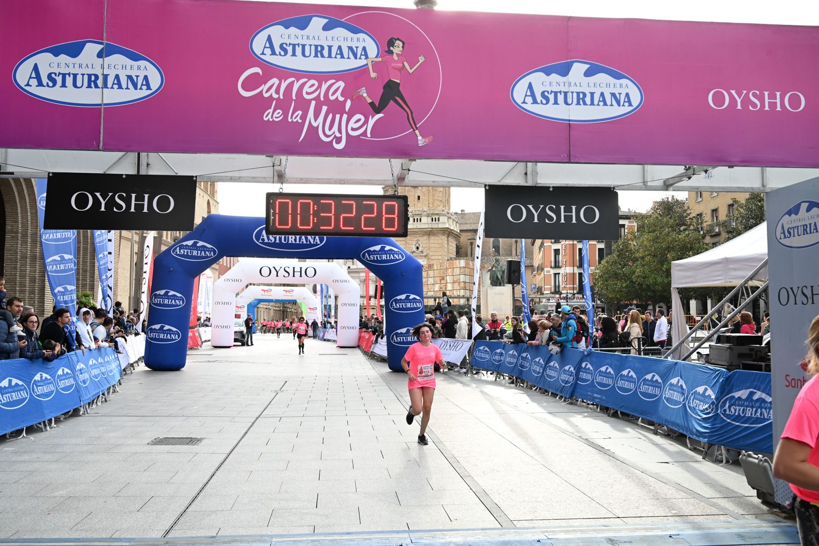 Todas las fotos de la Carrera de la Mujer de Zaragoza 2023. 4528