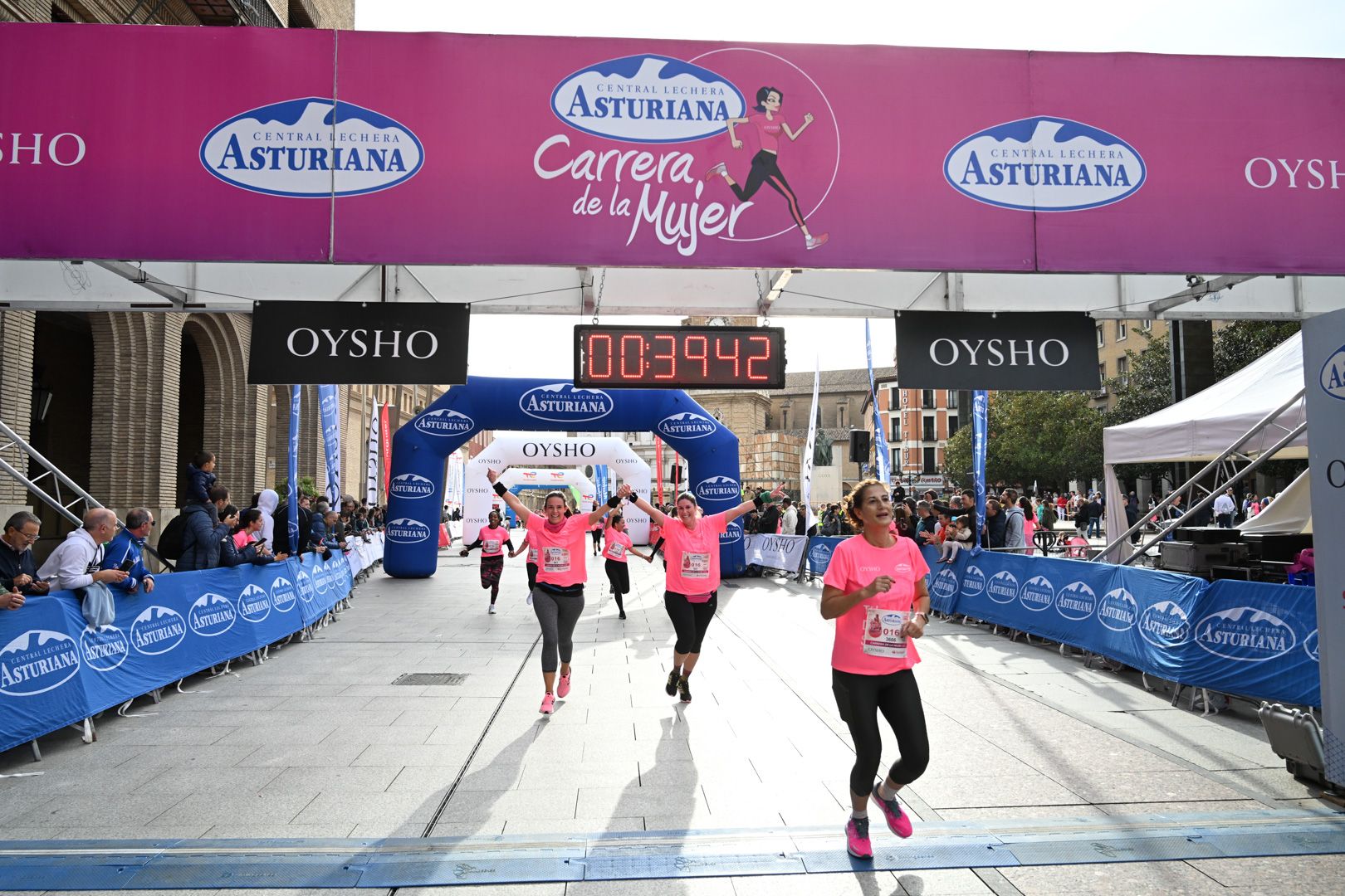 Todas las fotos de la Carrera de la Mujer de Zaragoza 2023. 5016