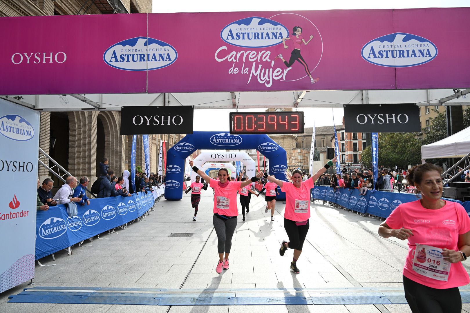 Todas las fotos de la Carrera de la Mujer de Zaragoza 2023. 5017