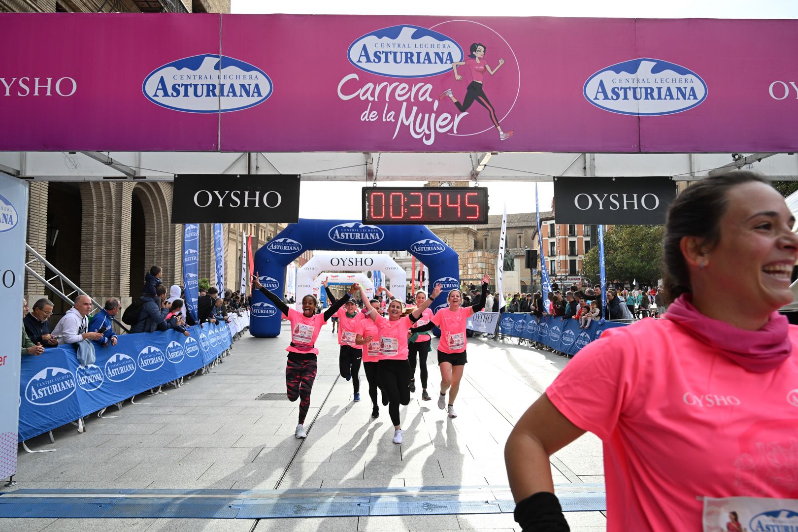 Todas las fotos de la Carrera de la Mujer de Zaragoza 2023. 5018