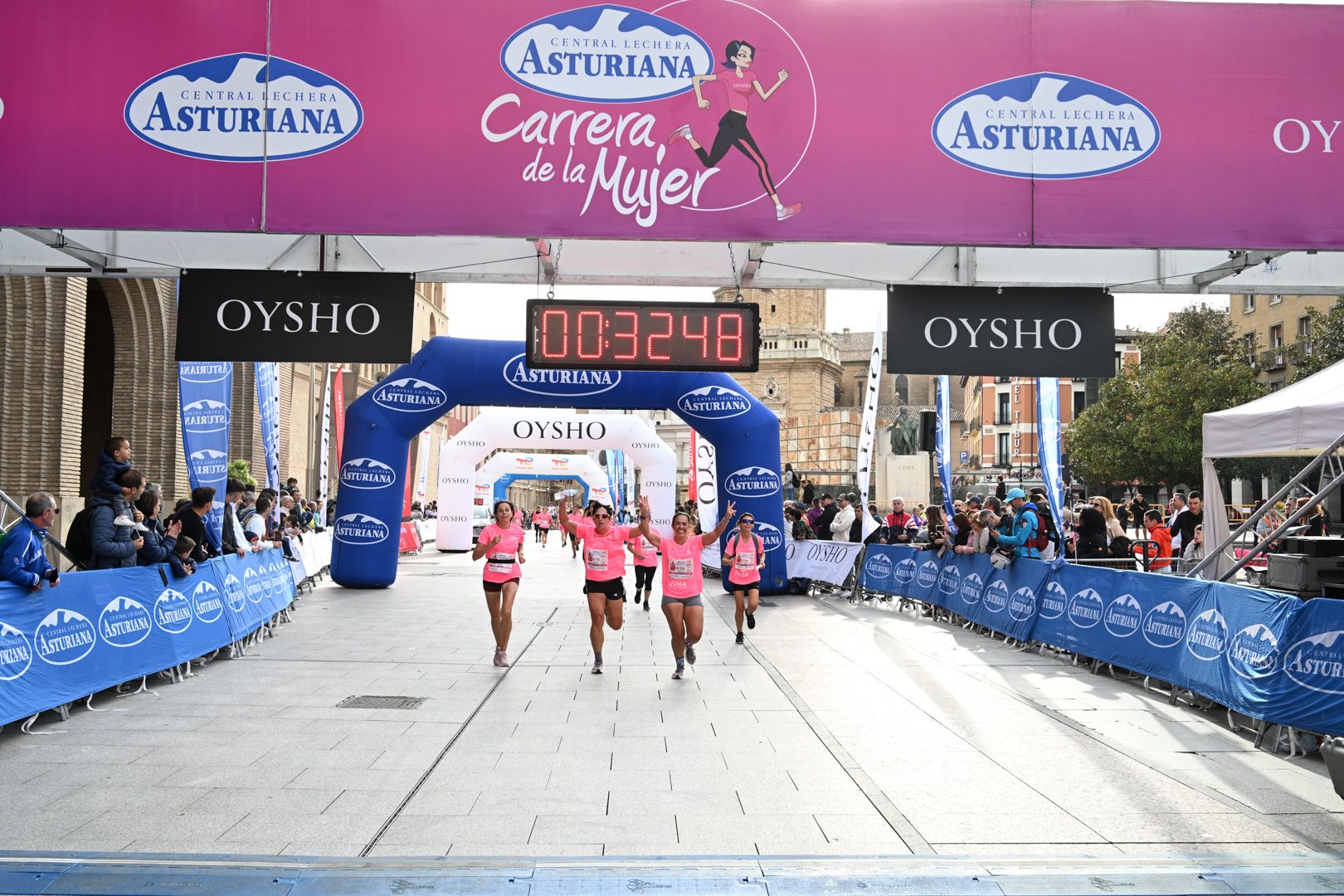 Todas las fotos de la Carrera de la Mujer de Zaragoza 2023. 4539