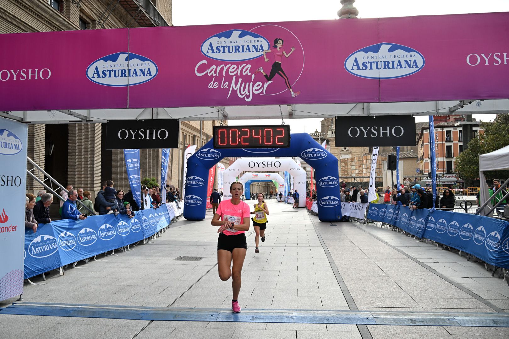 Todas las fotos de la Carrera de la Mujer de Zaragoza 2023. 4328