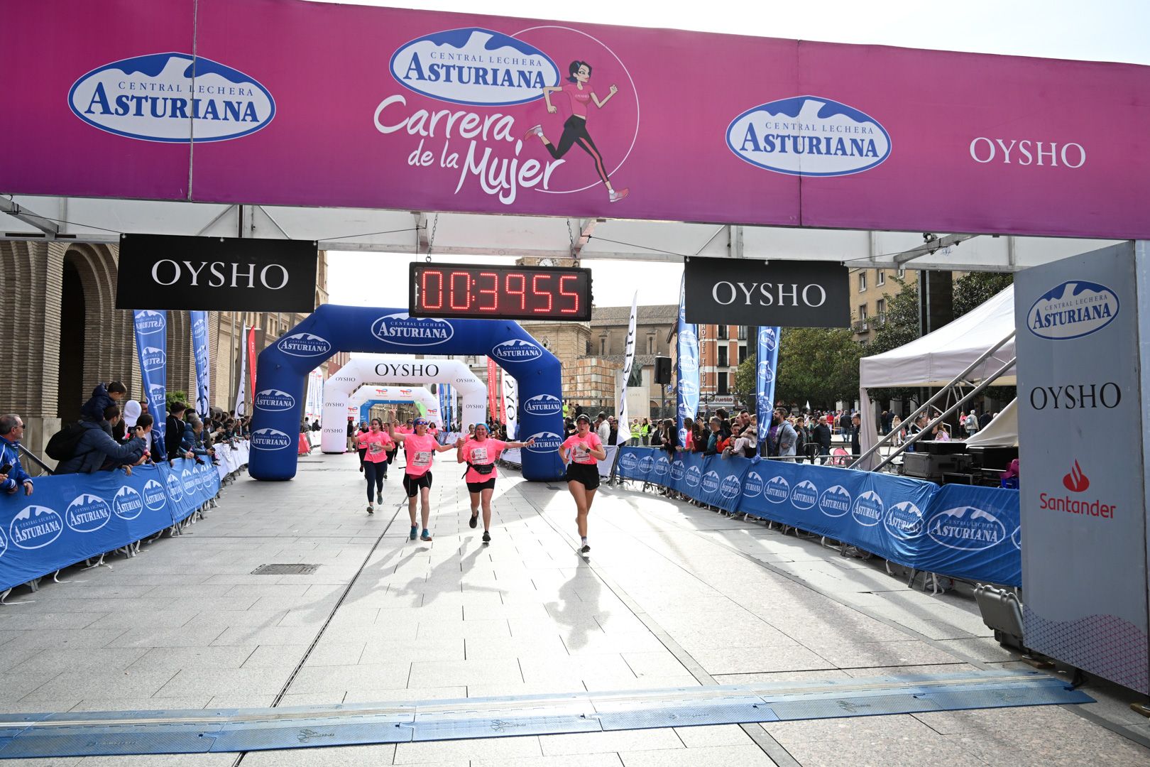 Todas las fotos de la Carrera de la Mujer de Zaragoza 2023. 5027