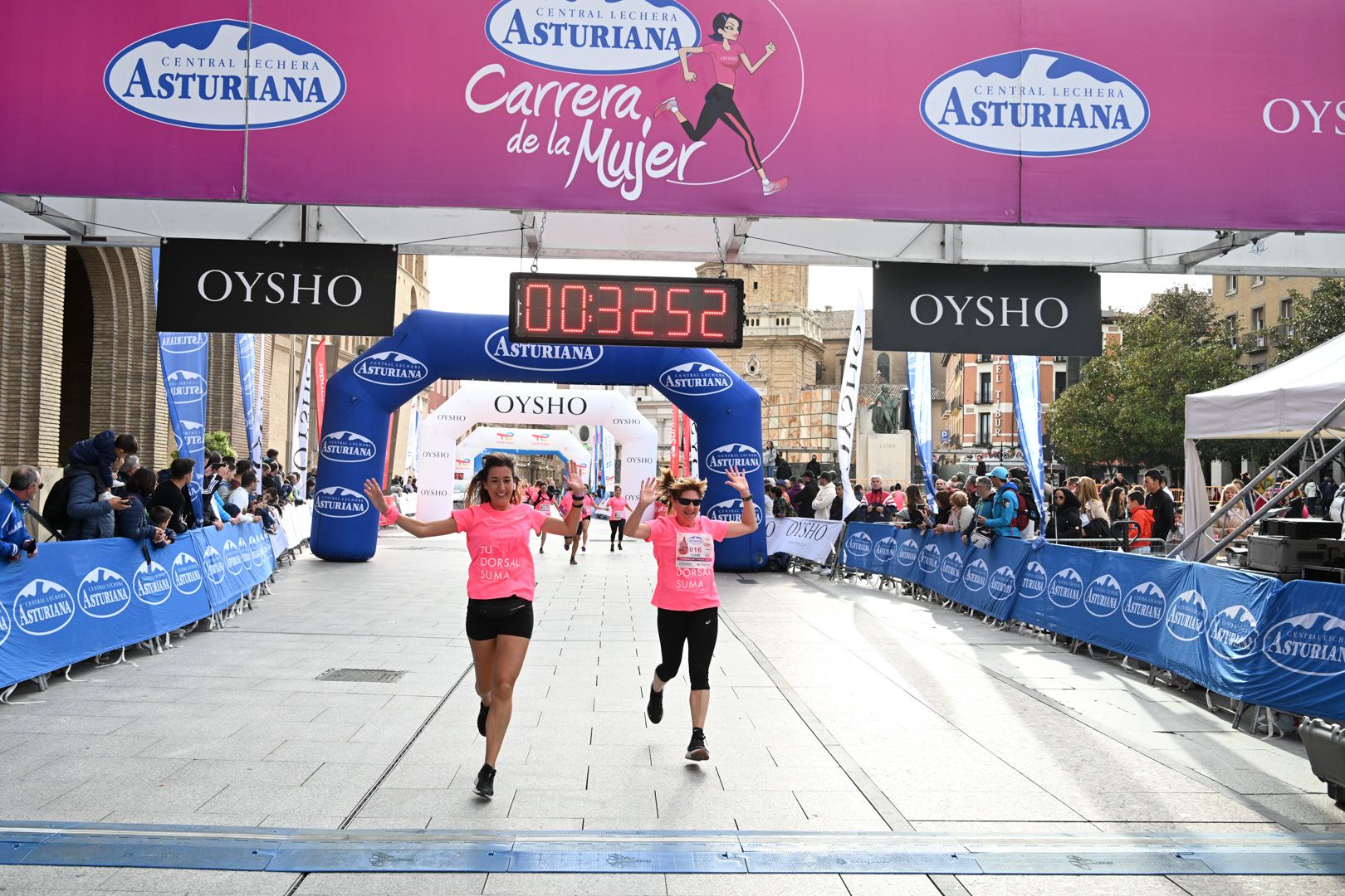 Todas las fotos de la Carrera de la Mujer de Zaragoza 2023. 4546
