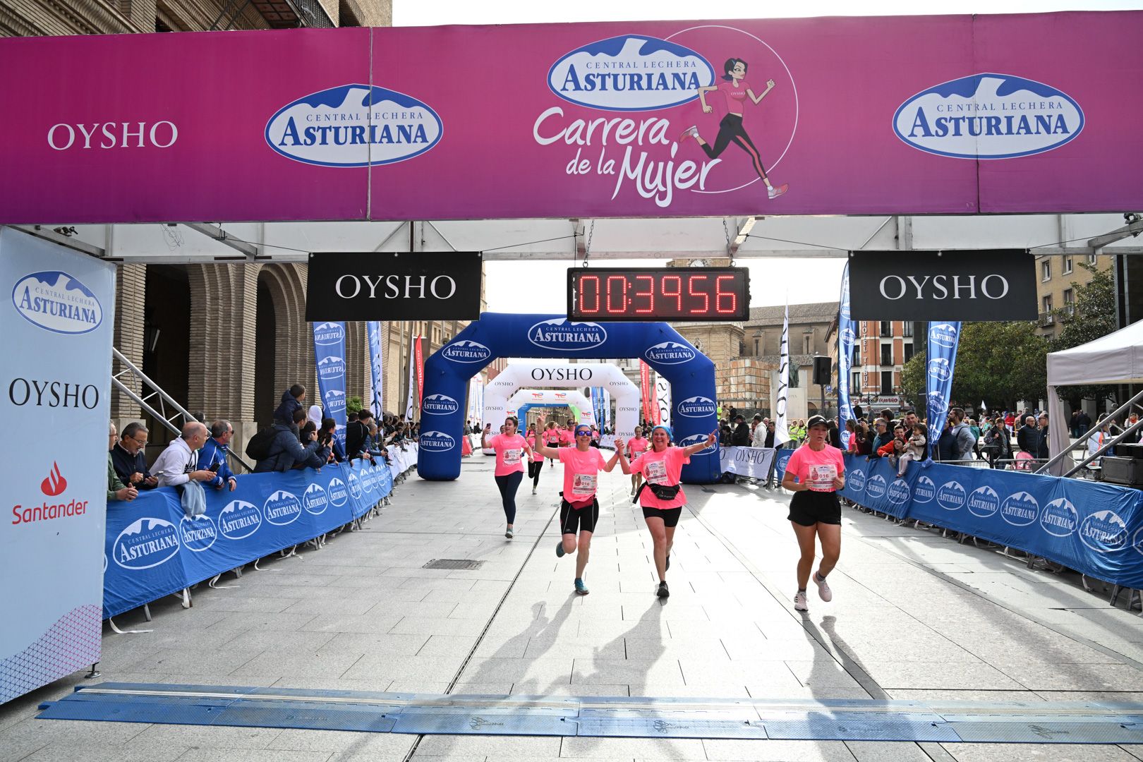 Todas las fotos de la Carrera de la Mujer de Zaragoza 2023. 5029