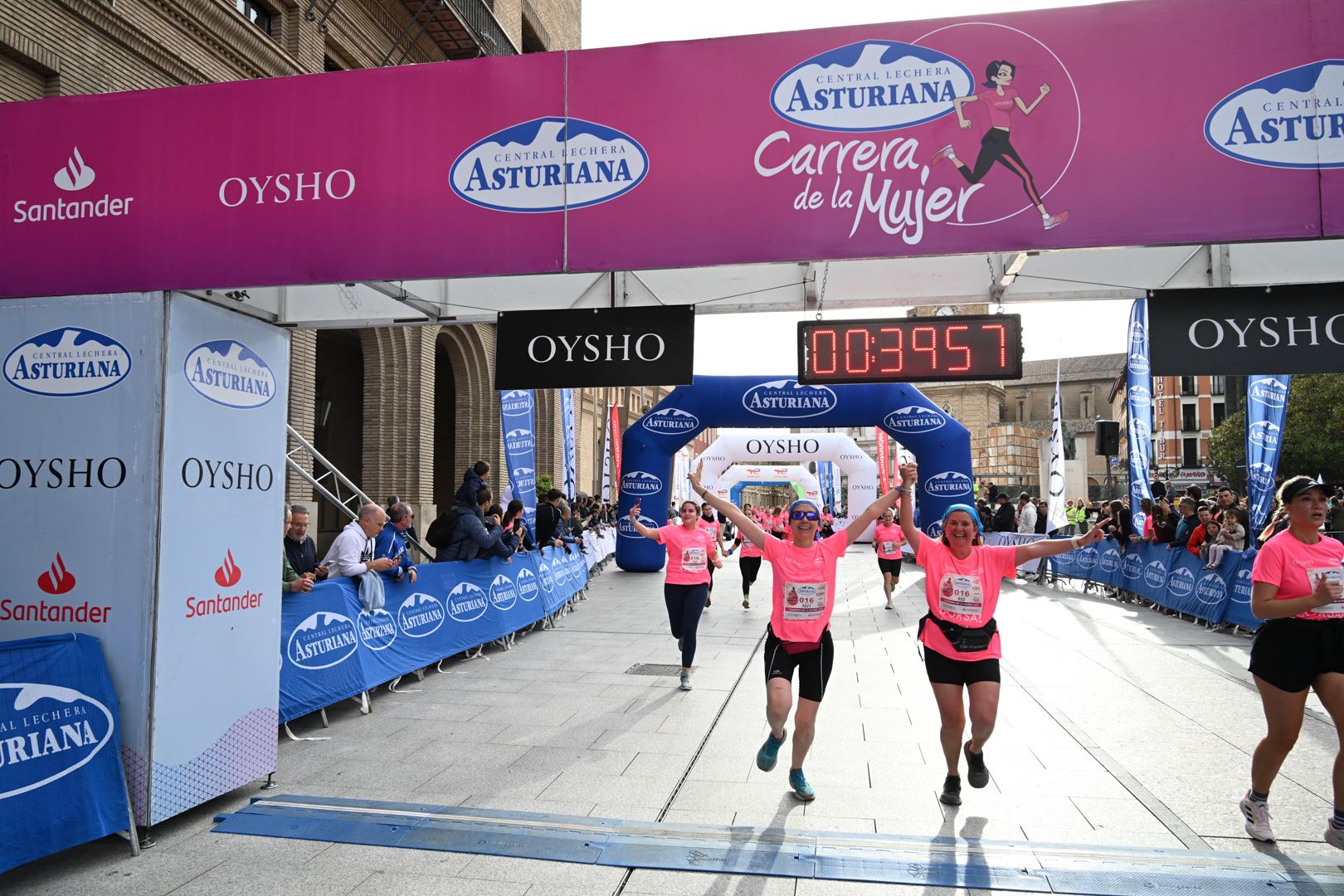 Todas las fotos de la Carrera de la Mujer de Zaragoza 2023. 5030