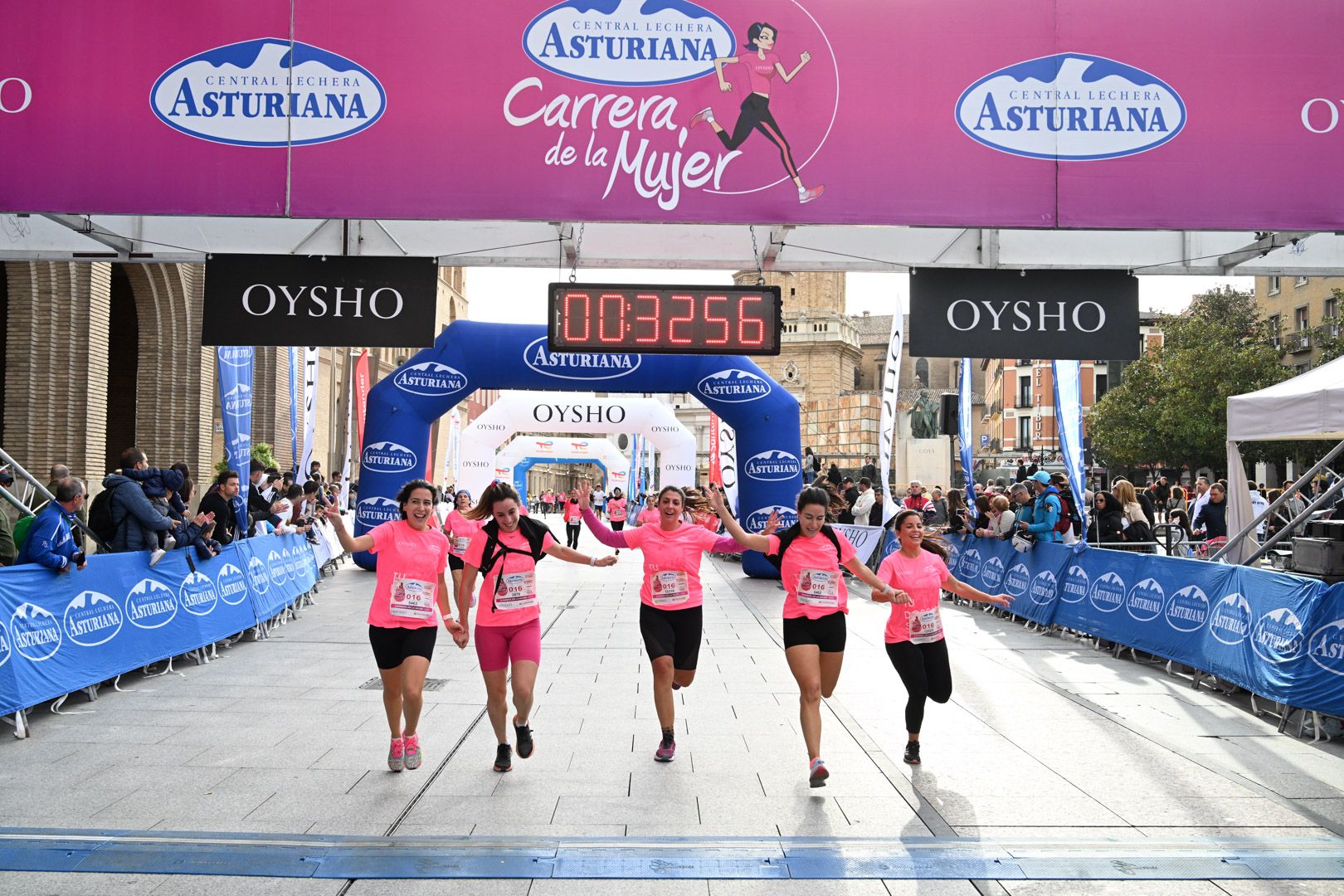 Todas las fotos de la Carrera de la Mujer de Zaragoza 2023. 4551