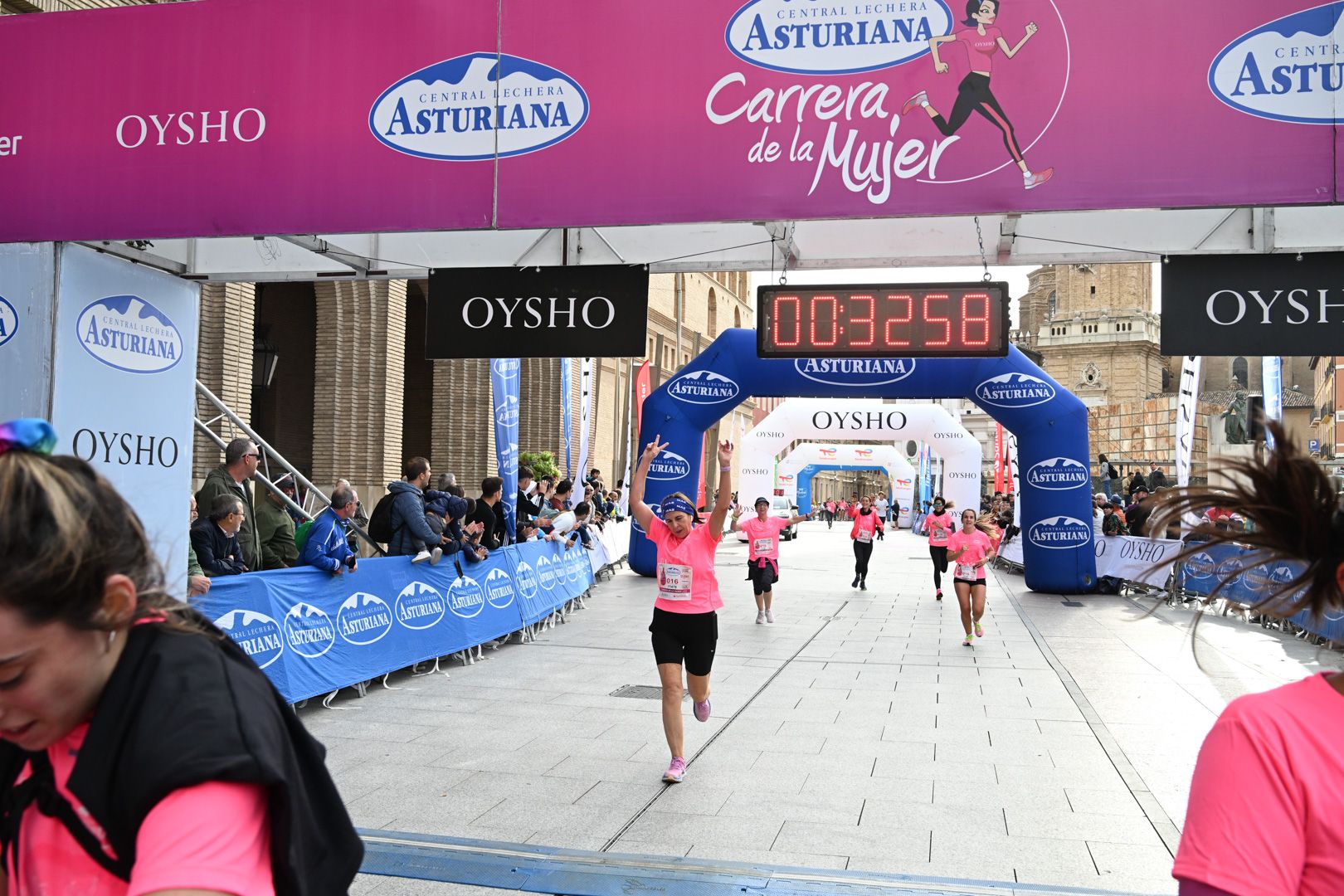 Todas las fotos de la Carrera de la Mujer de Zaragoza 2023. 4552