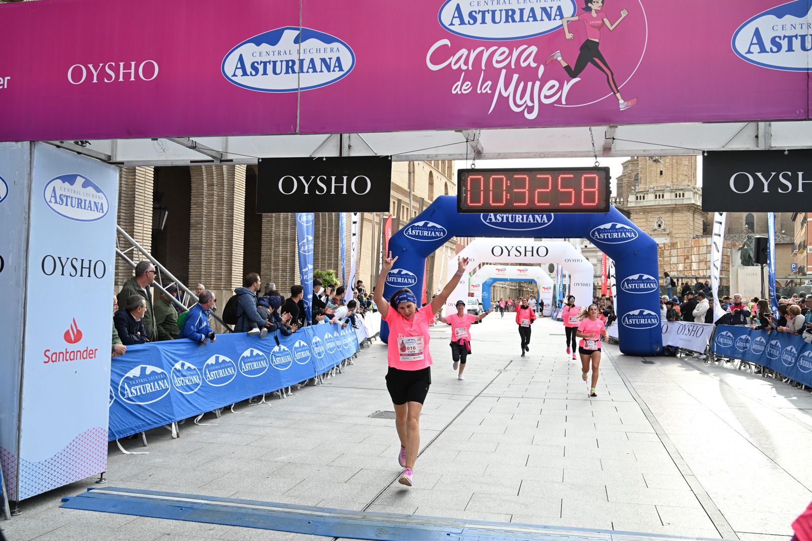 Todas las fotos de la Carrera de la Mujer de Zaragoza 2023. 4553