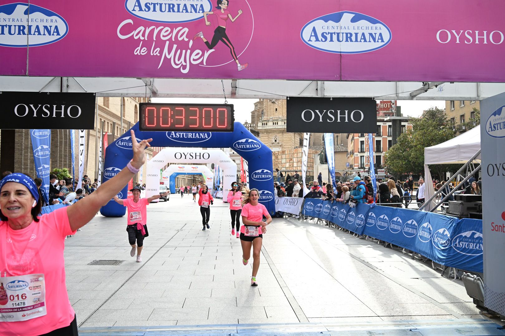 Todas las fotos de la Carrera de la Mujer de Zaragoza 2023. 4554