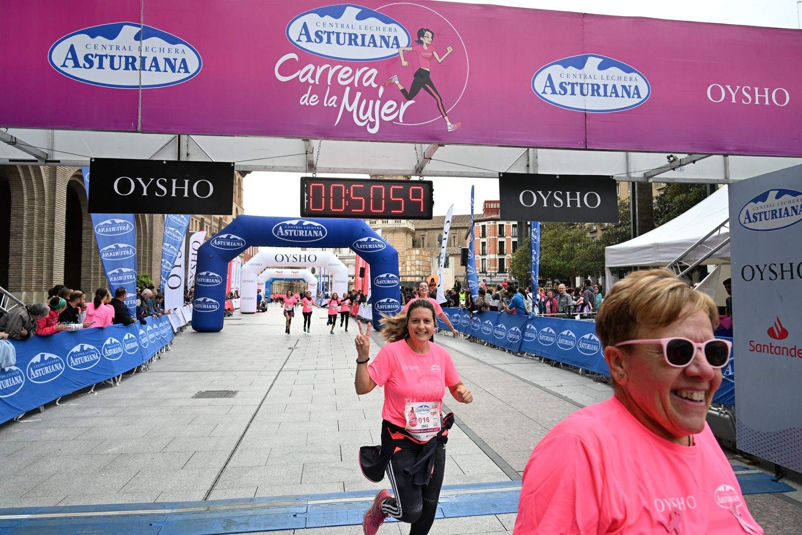 Todas las fotos de la Carrera de la Mujer de Zaragoza 2023. 5760