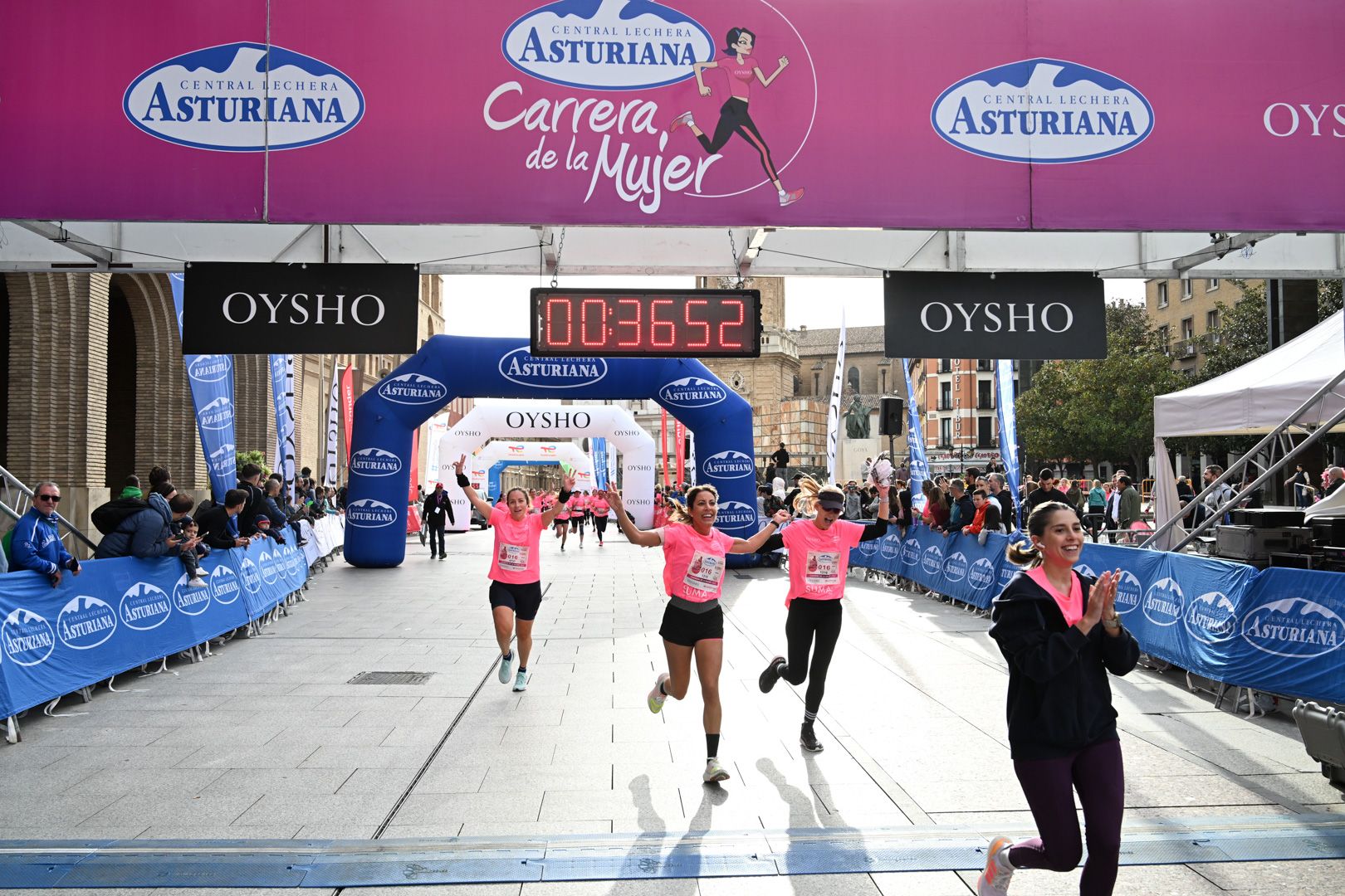 Todas las fotos de la Carrera de la Mujer de Zaragoza 2023. 4805