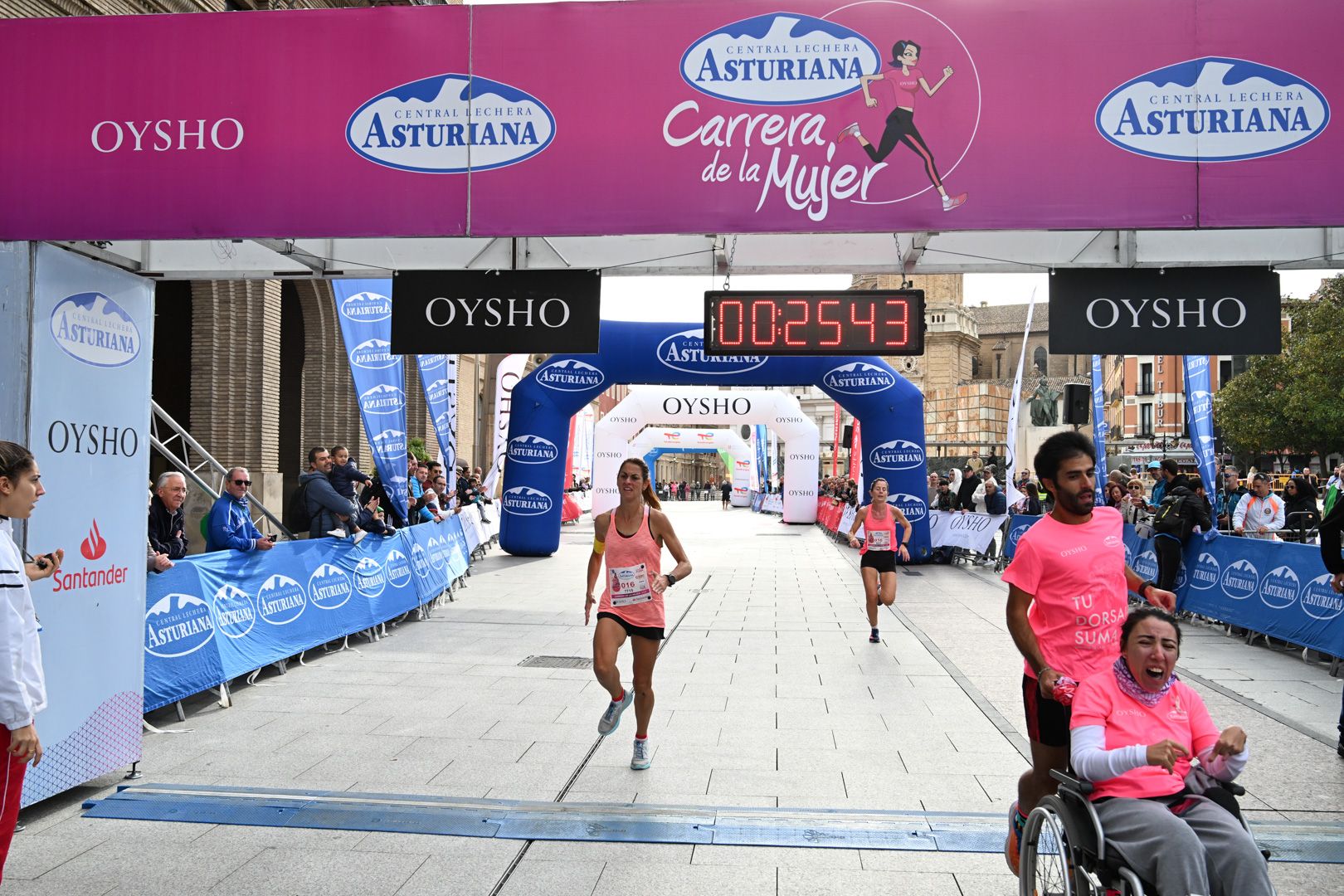 Todas las fotos de la Carrera de la Mujer de Zaragoza 2023. 4347