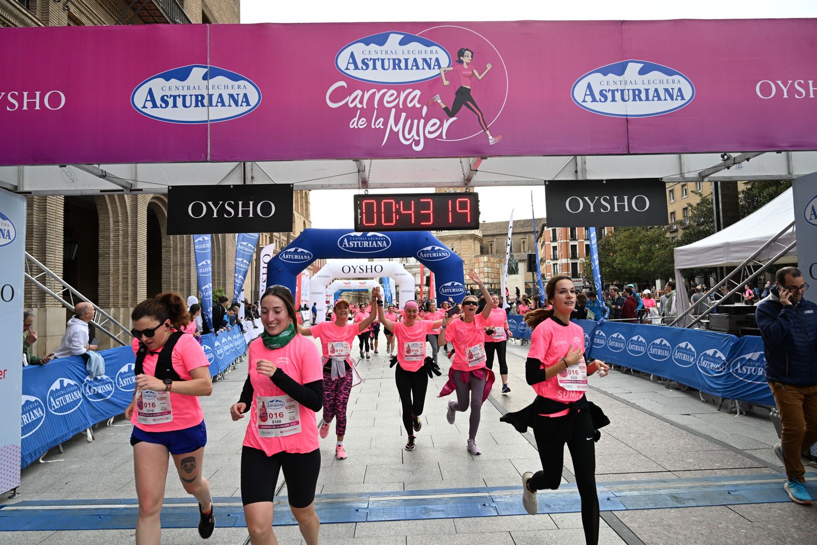 Todas las fotos de la Carrera de la Mujer de Zaragoza 2023. 5282