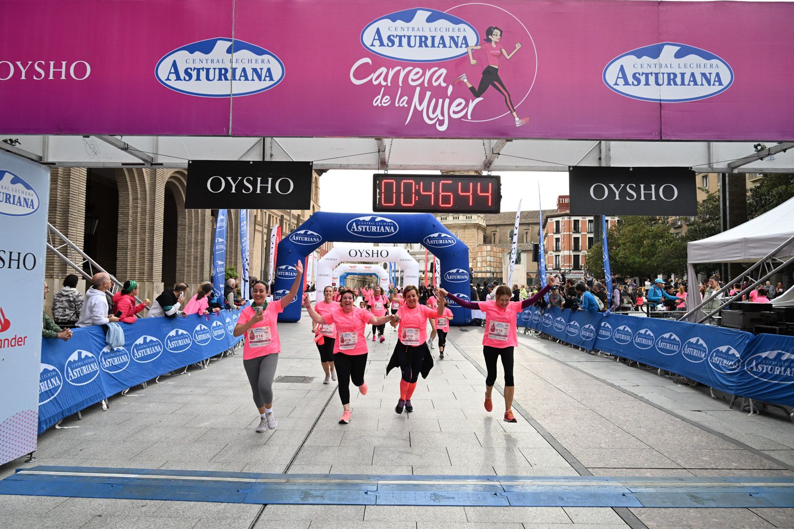 Todas las fotos de la Carrera de la Mujer de Zaragoza 2023. 5525