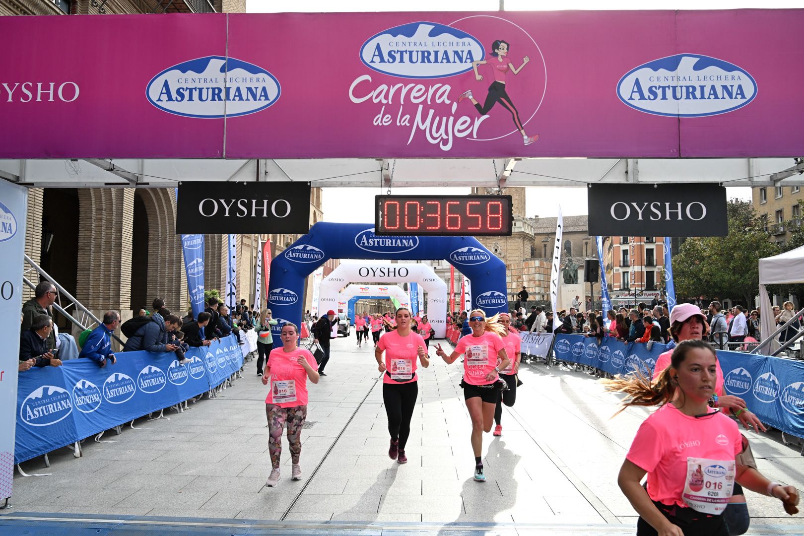 Todas las fotos de la Carrera de la Mujer de Zaragoza 2023. 4812