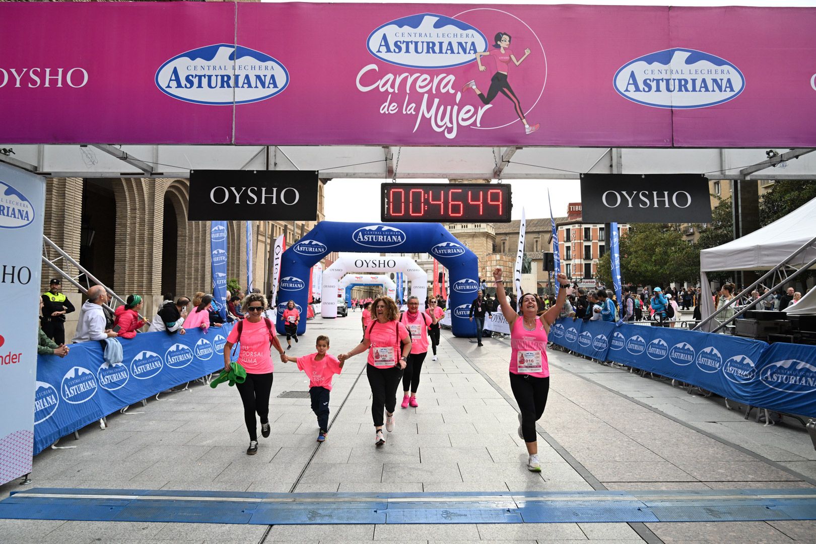 Todas las fotos de la Carrera de la Mujer de Zaragoza 2023. 5529
